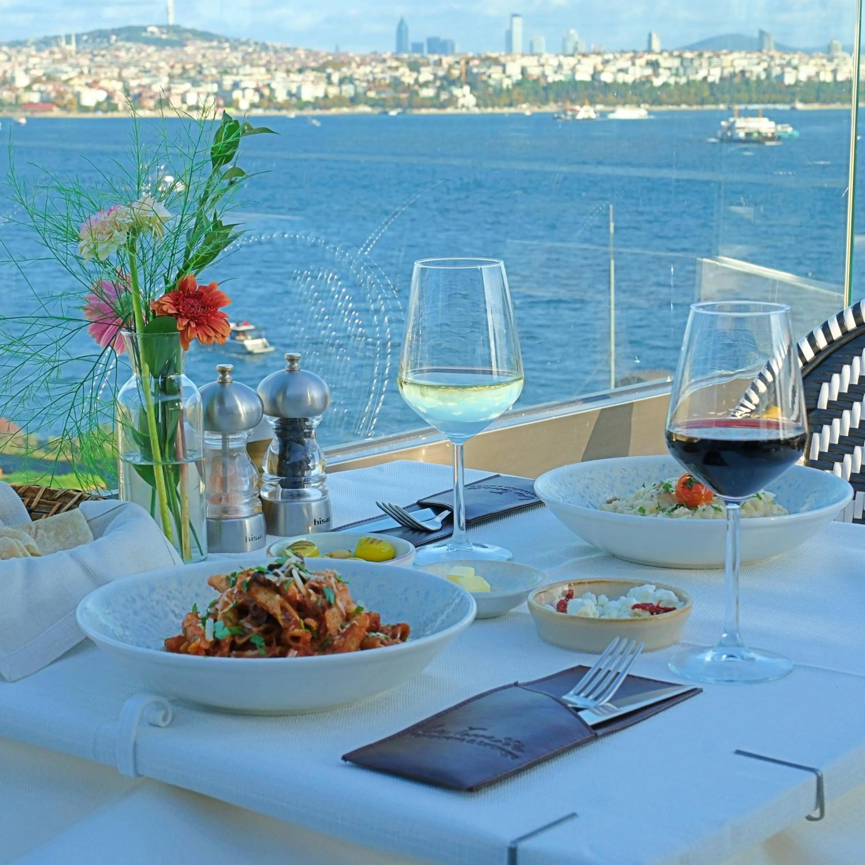 Restaurant/places to eat in Hotel De Reve Galata-Special Class