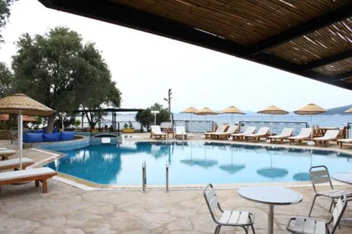 Day in Omar Hotel & Suites