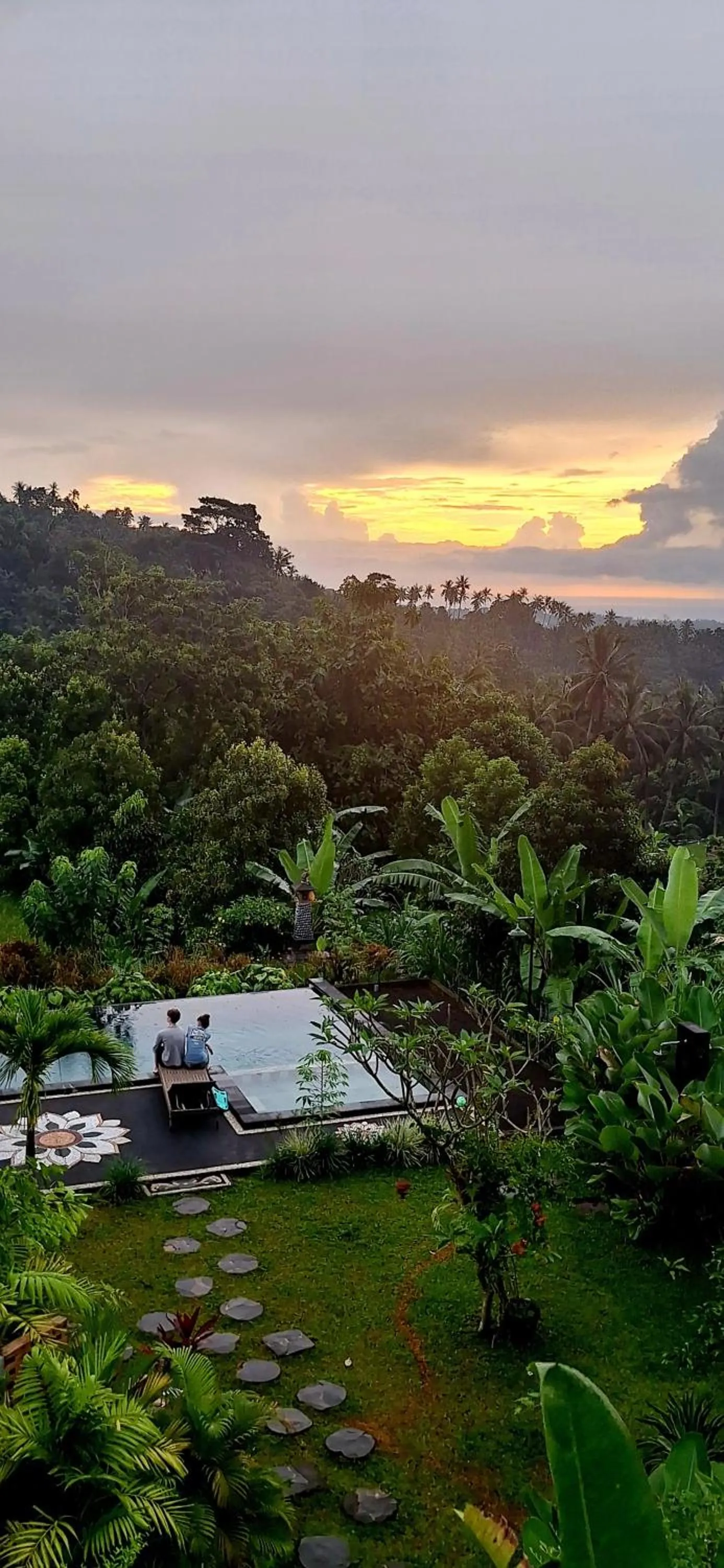 Swimming pool in Villa Markisa Pakisan