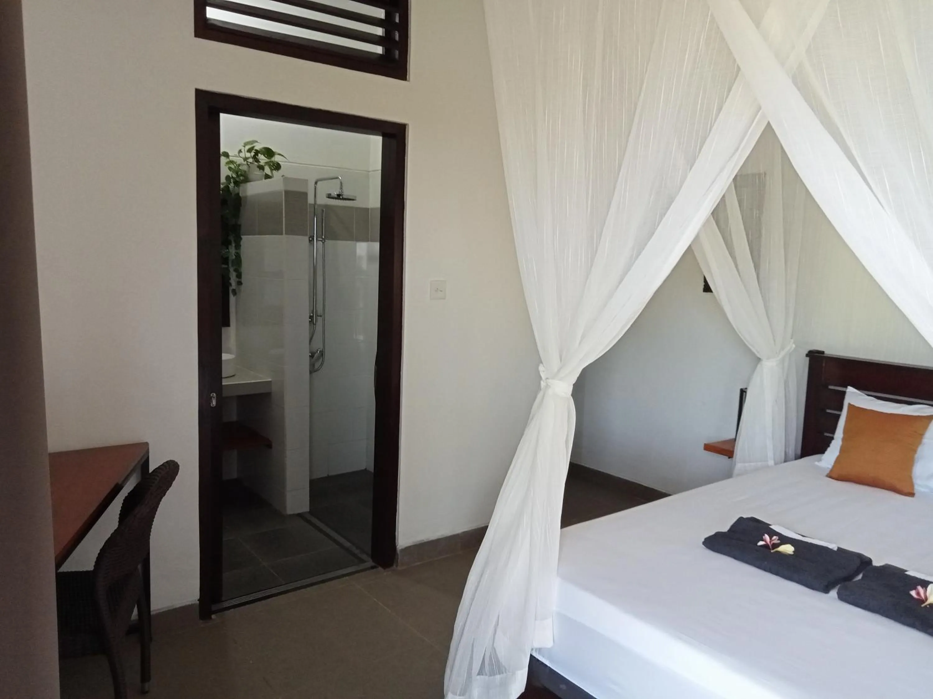 Bed in Villa Markisa Pakisan