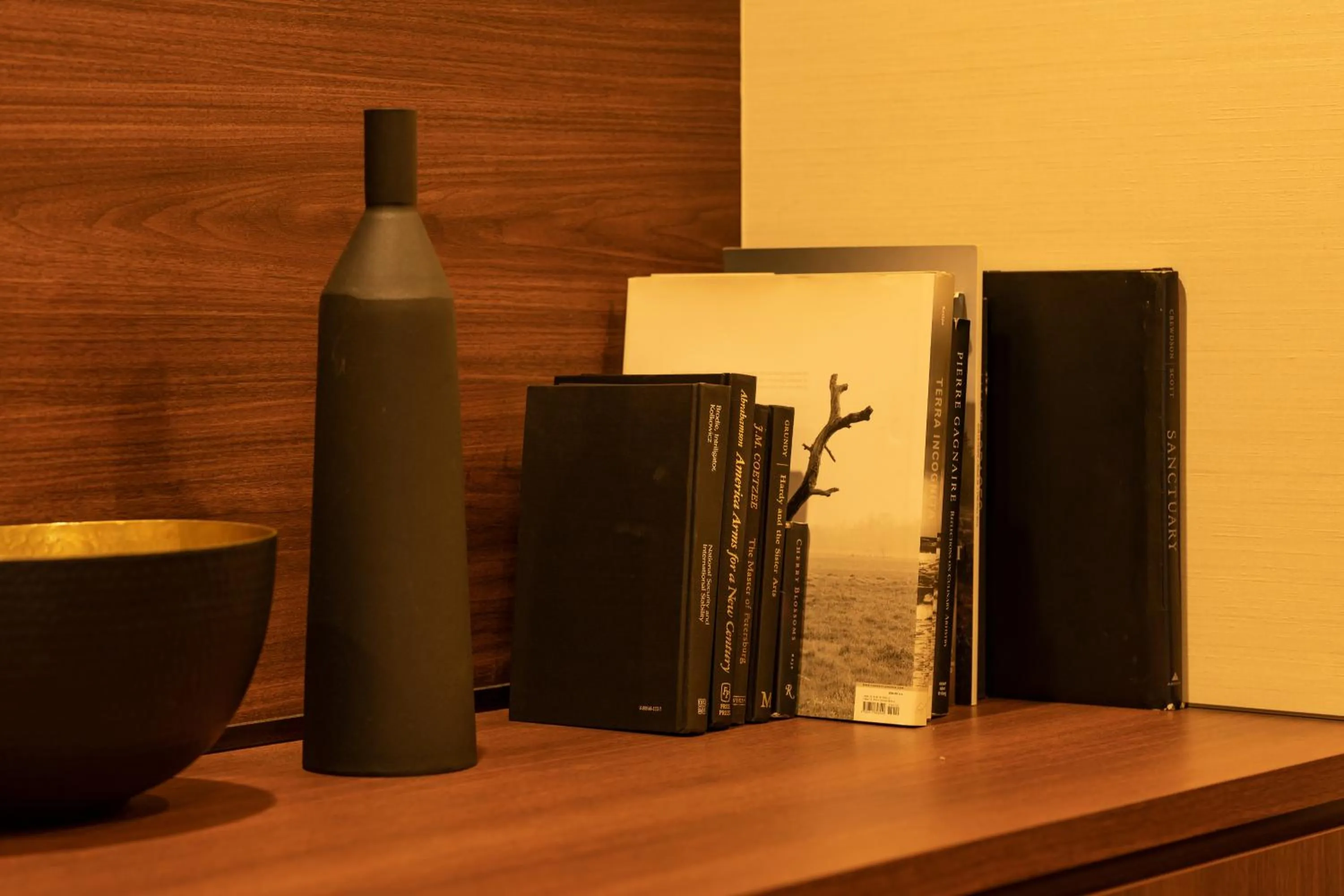 Decorative detail in First Cabin Haneda Terminal 1