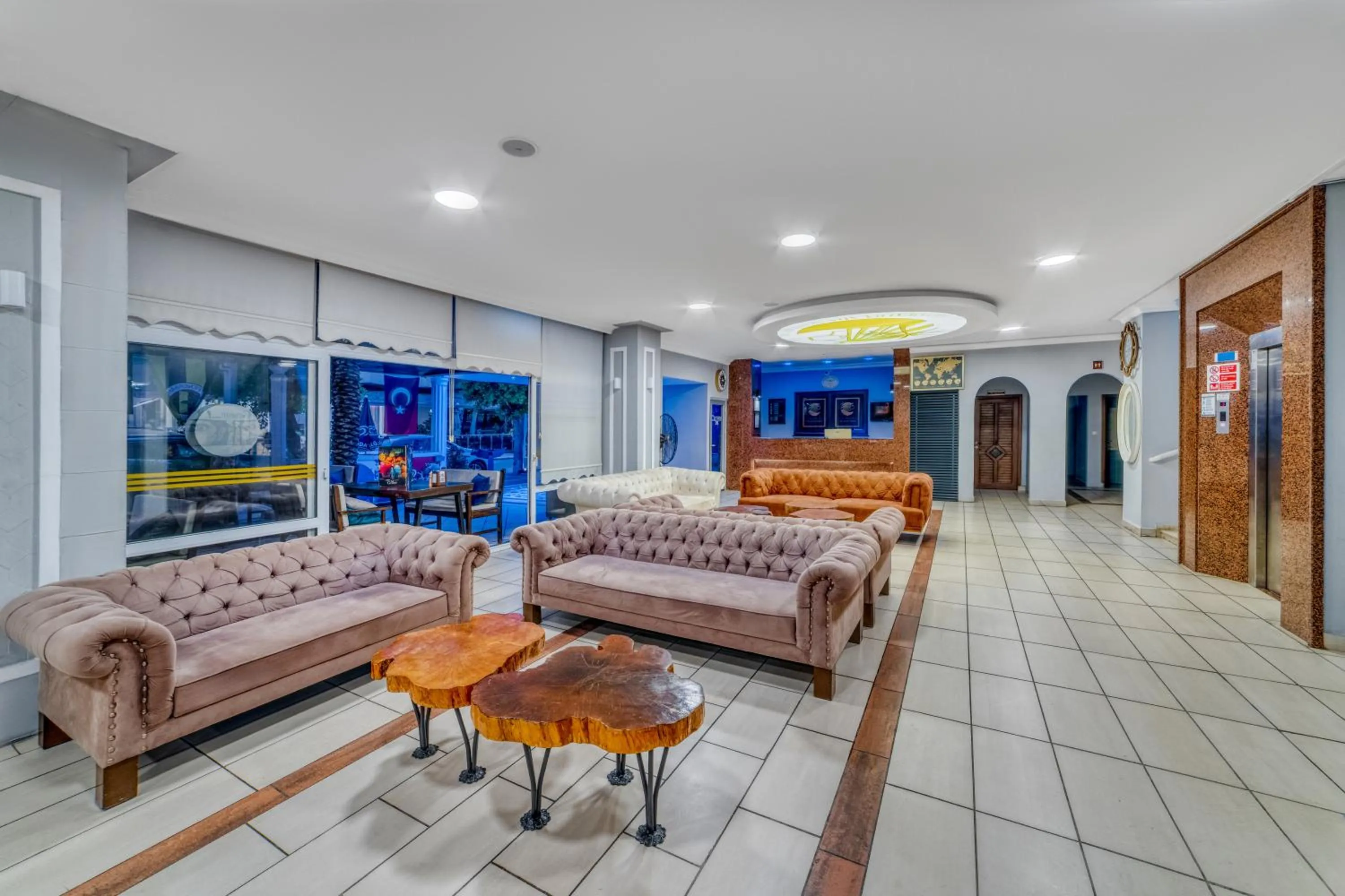 Lobby or reception in Cleopatra Ada Apart