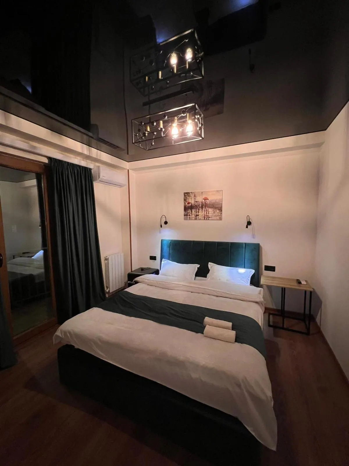 Bed in Natali Boutique Hotel