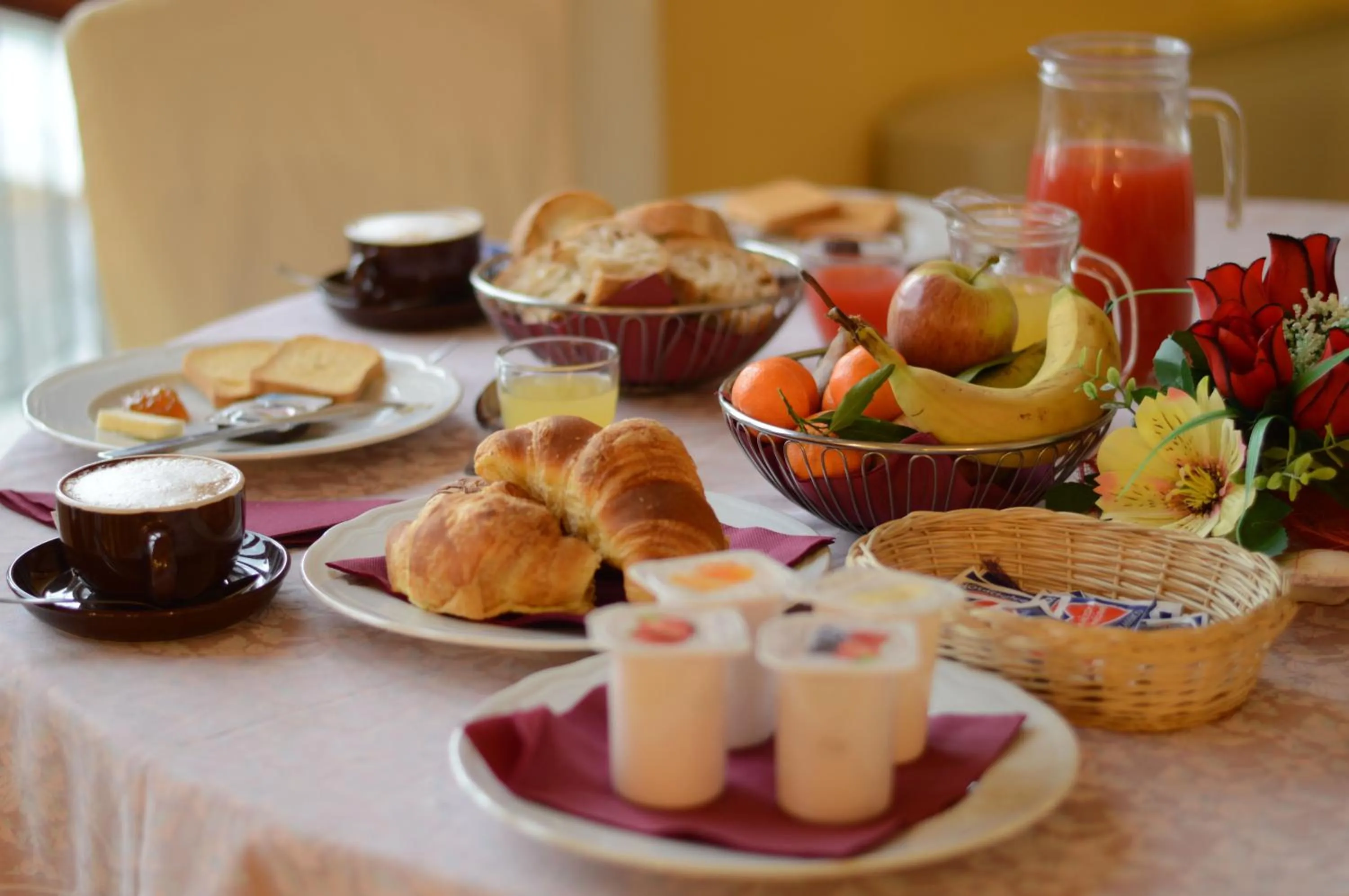 Breakfast in Royal Hotel Montevergine