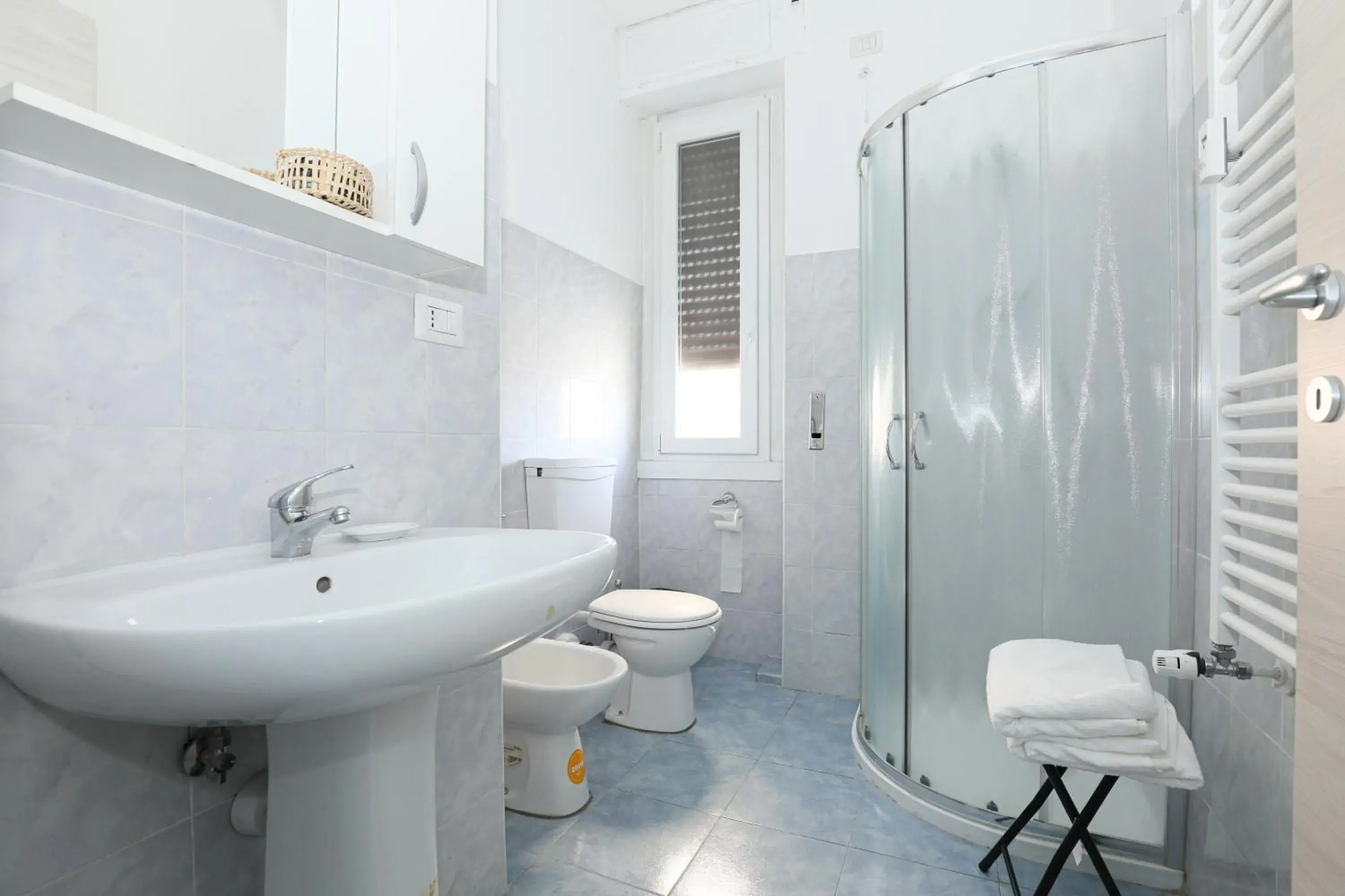 Large Double Room in Affittacamere "SAN MARTINO ROOMS" Large Double Room in Affittacamere "SAN MARTINO ROOMS"