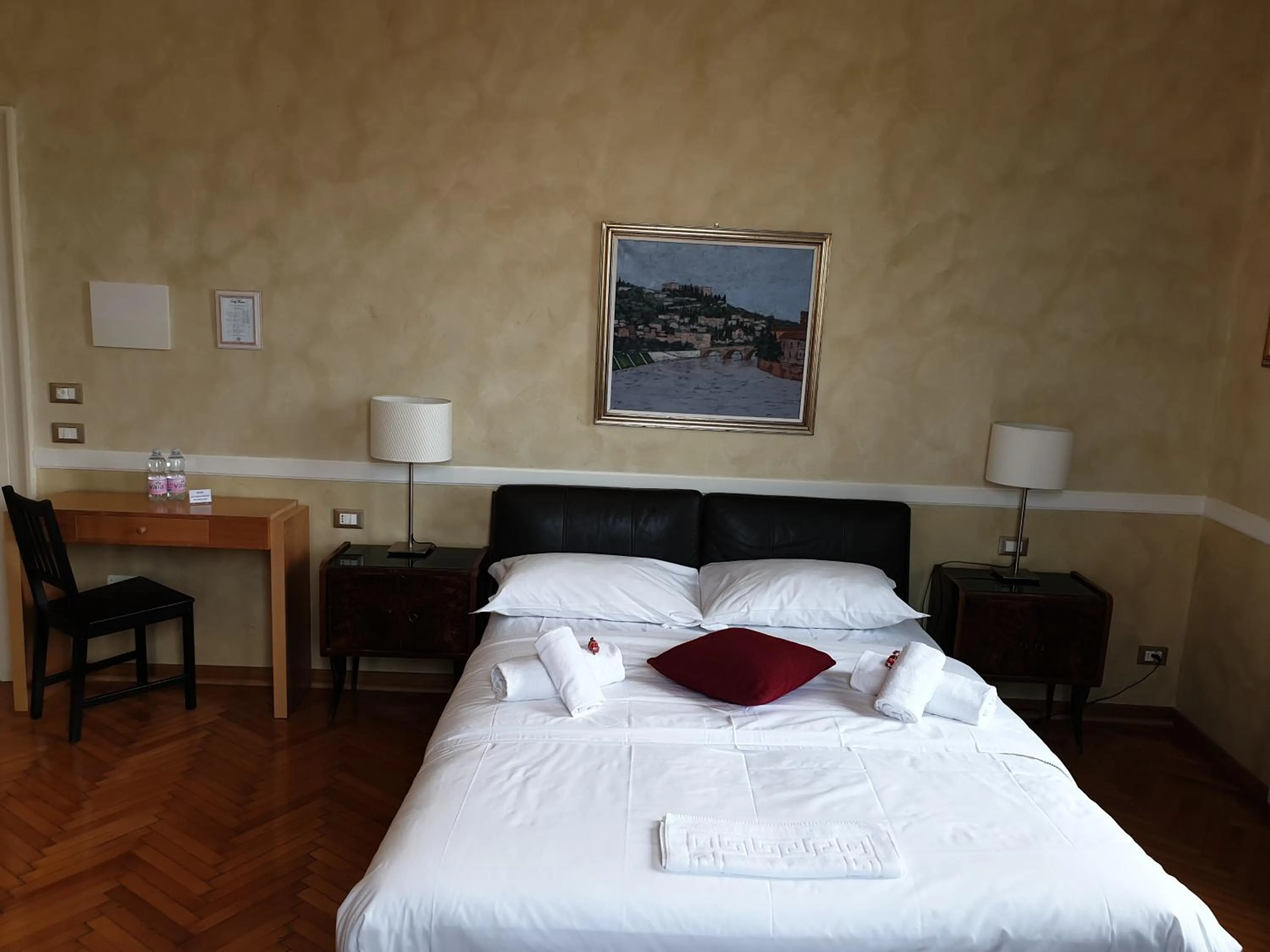 Bedroom, Bed in Lady Verona Residence