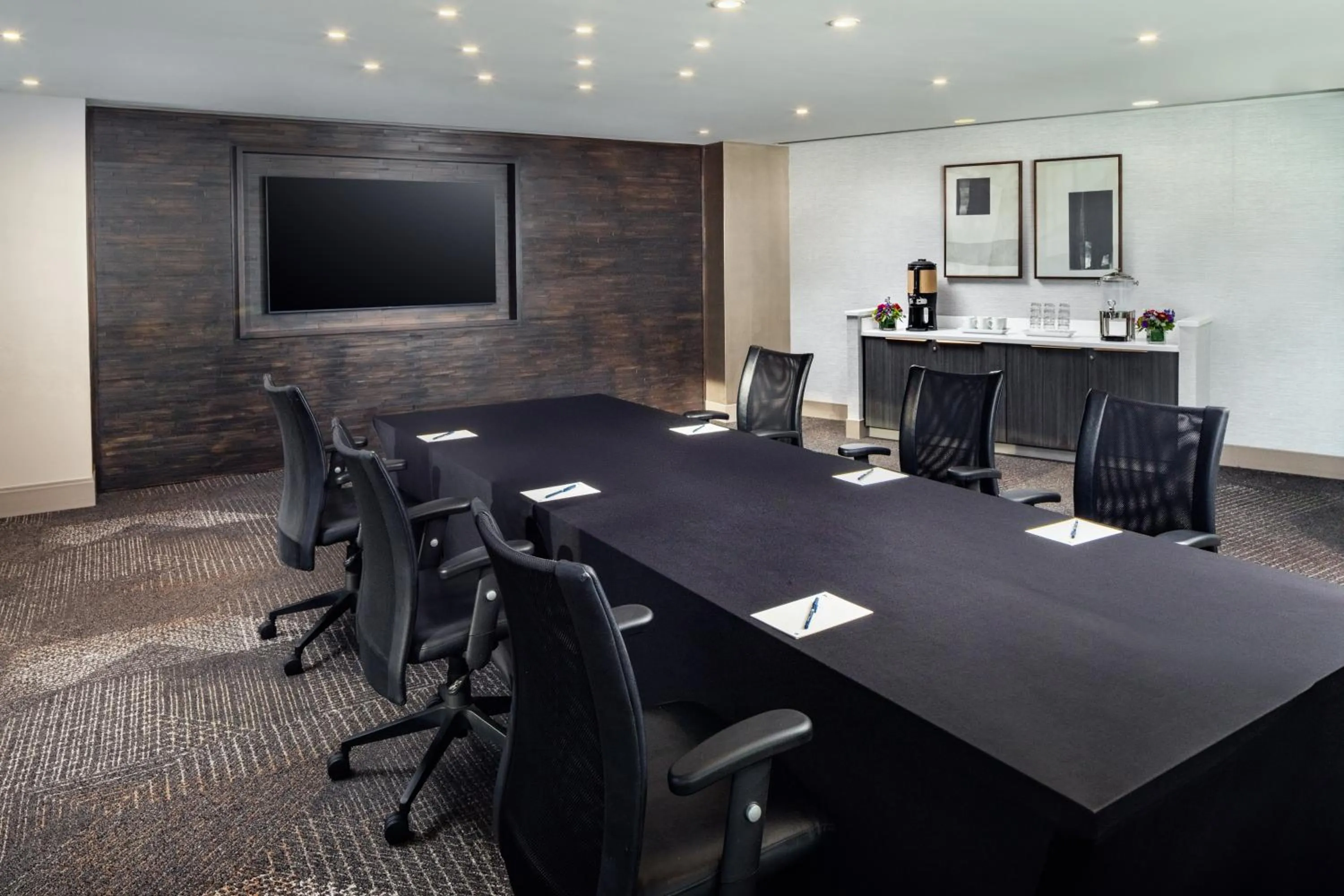 Meeting/conference room in Hyatt House Washington DC Downtown Convention Center