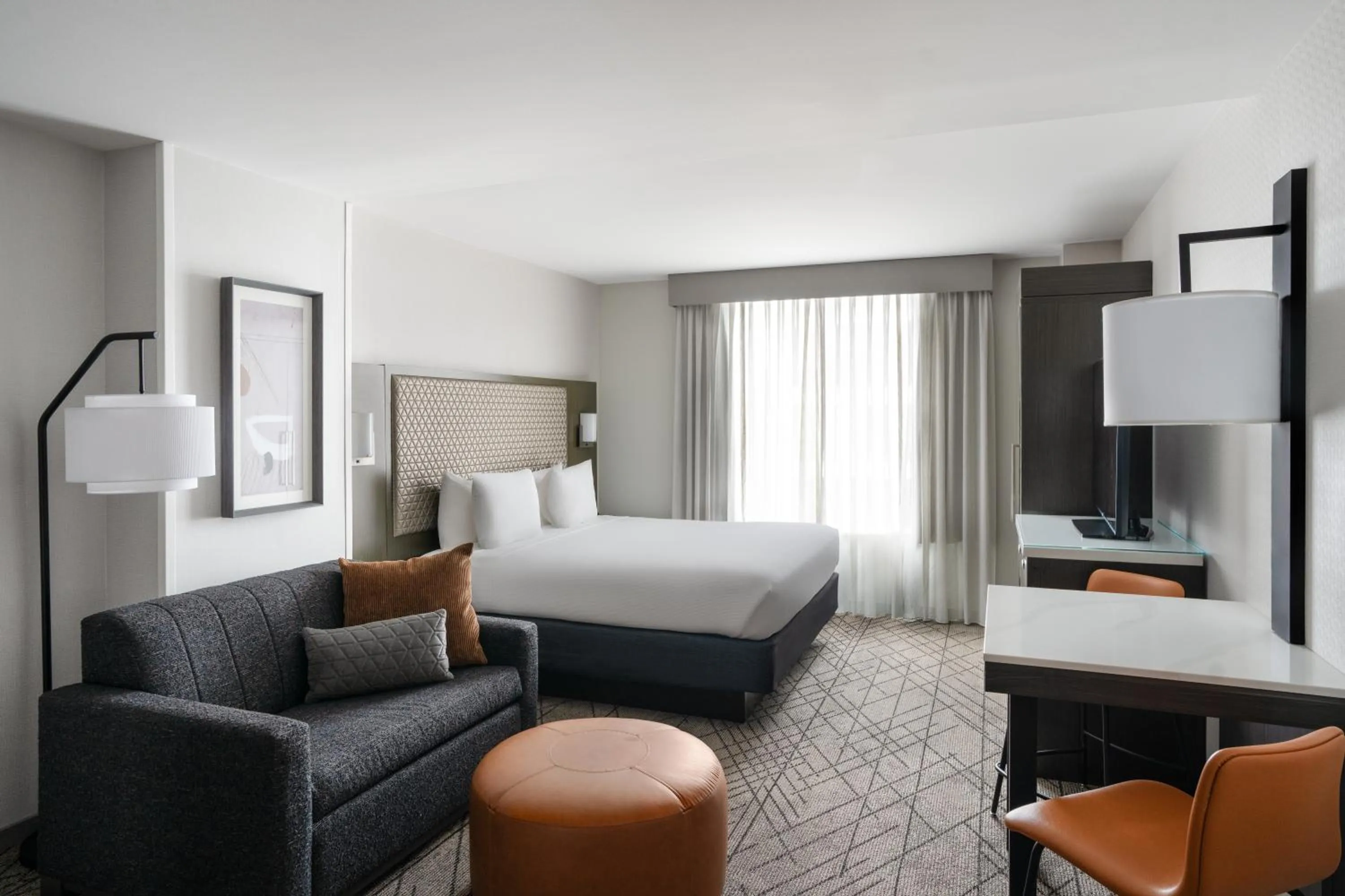 Bedroom, Bed in Hyatt House Washington DC Downtown Convention Center