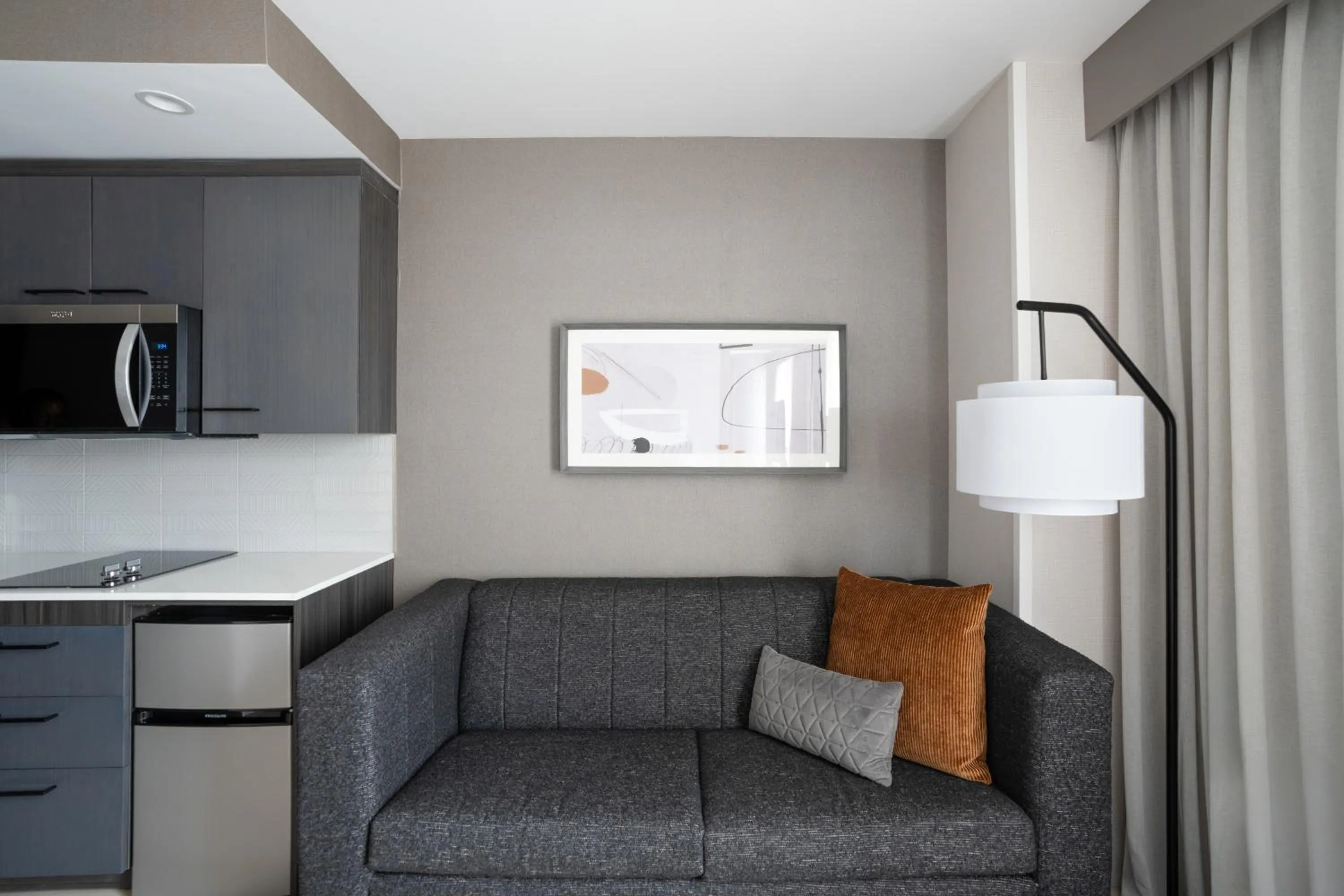 Kitchen or kitchenette in Hyatt House Washington DC Downtown Convention Center