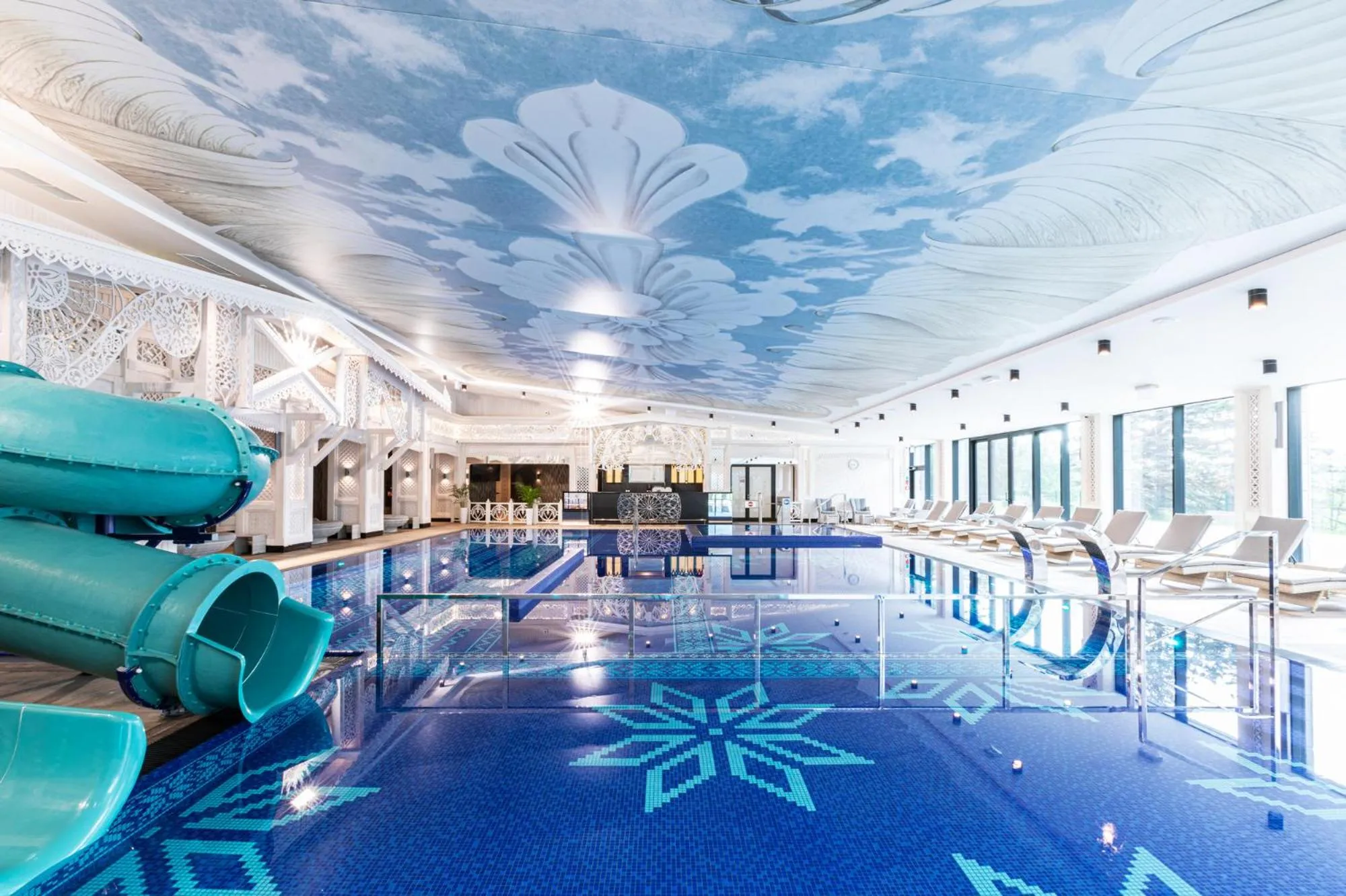 Swimming pool in Bachleda Hotel Kasprowy