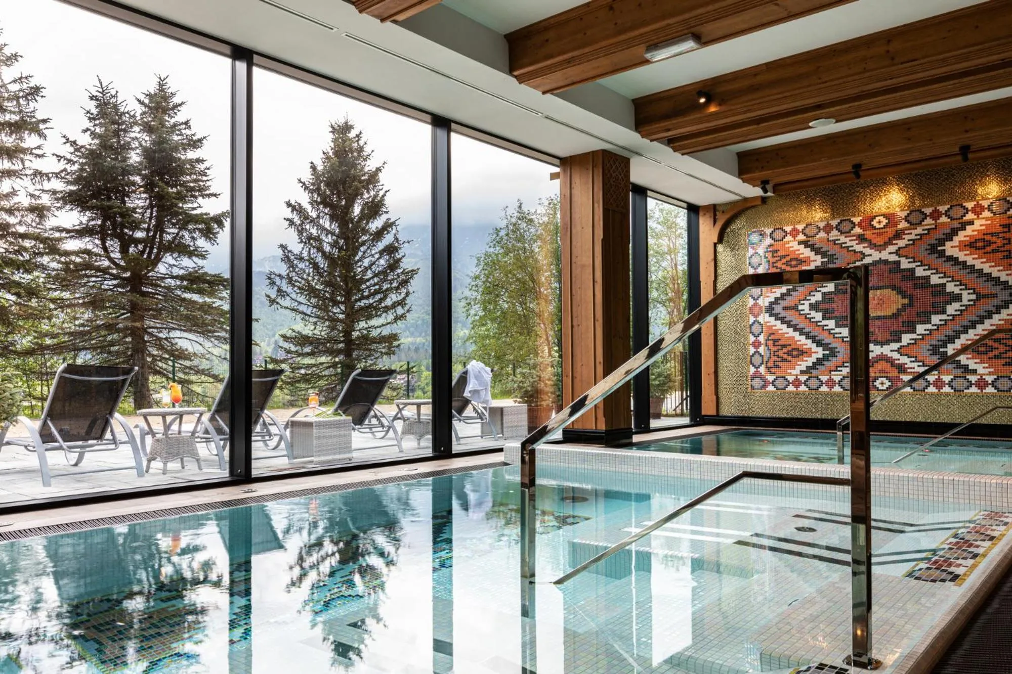 Swimming pool in Bachleda Hotel Kasprowy