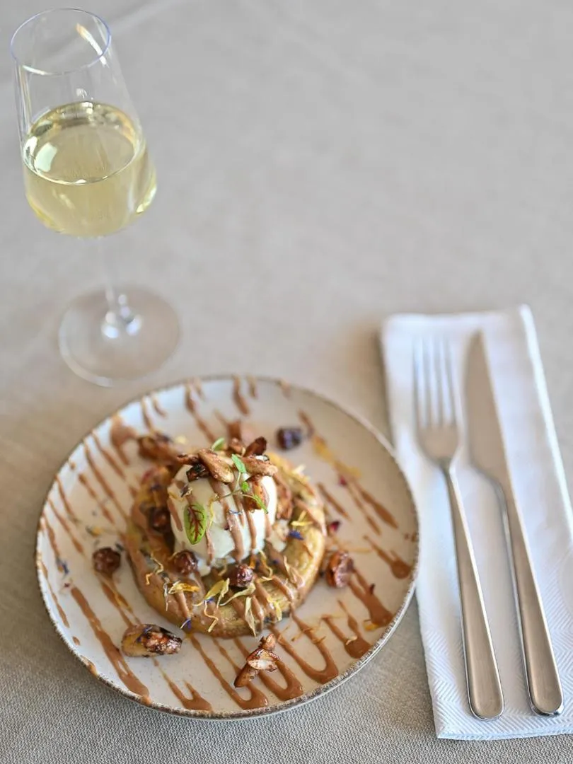 Dinner in Hôtel Bor