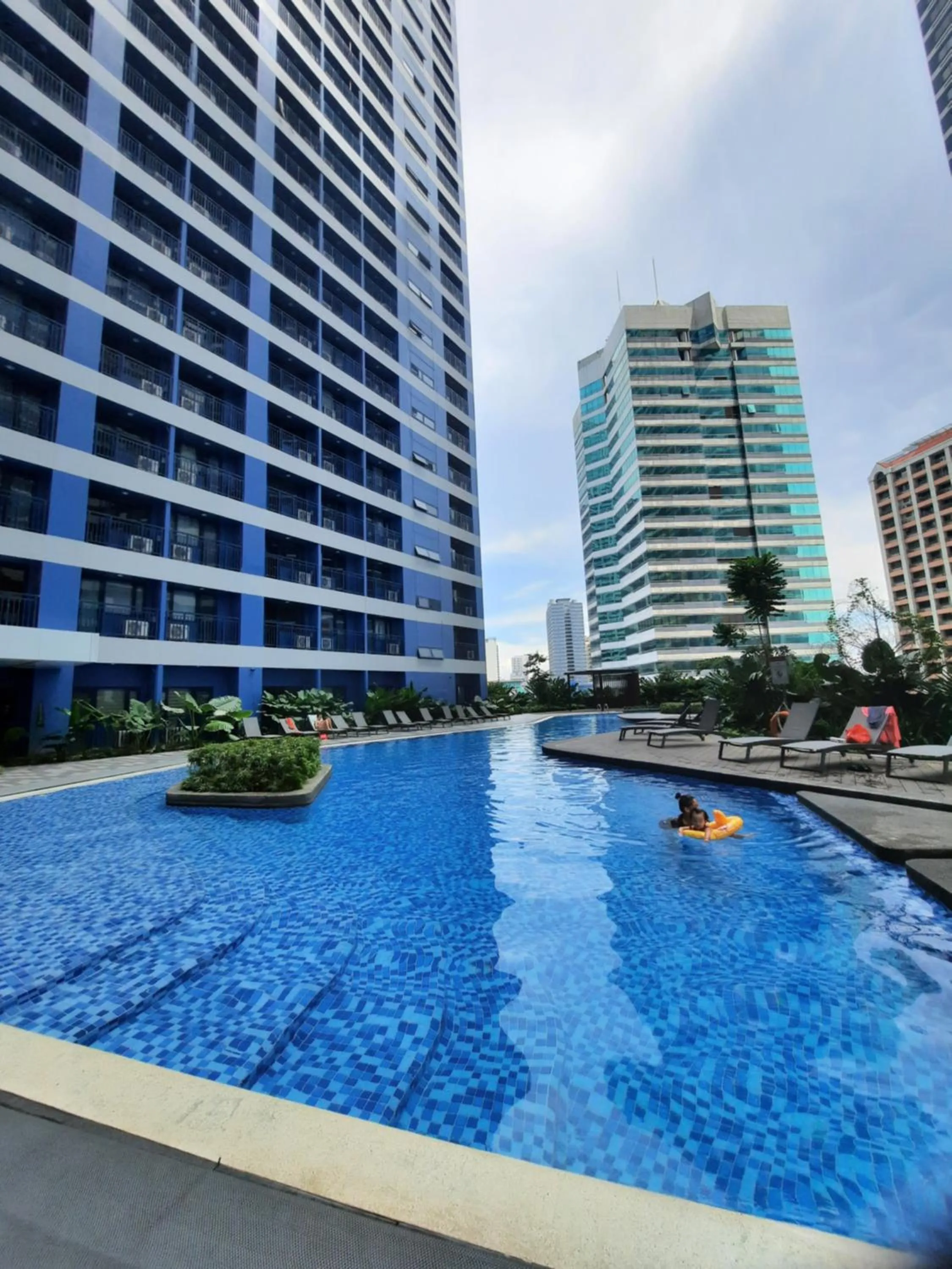 SMDC Air Residence-LucasCove Sorrento Vibes in Makati