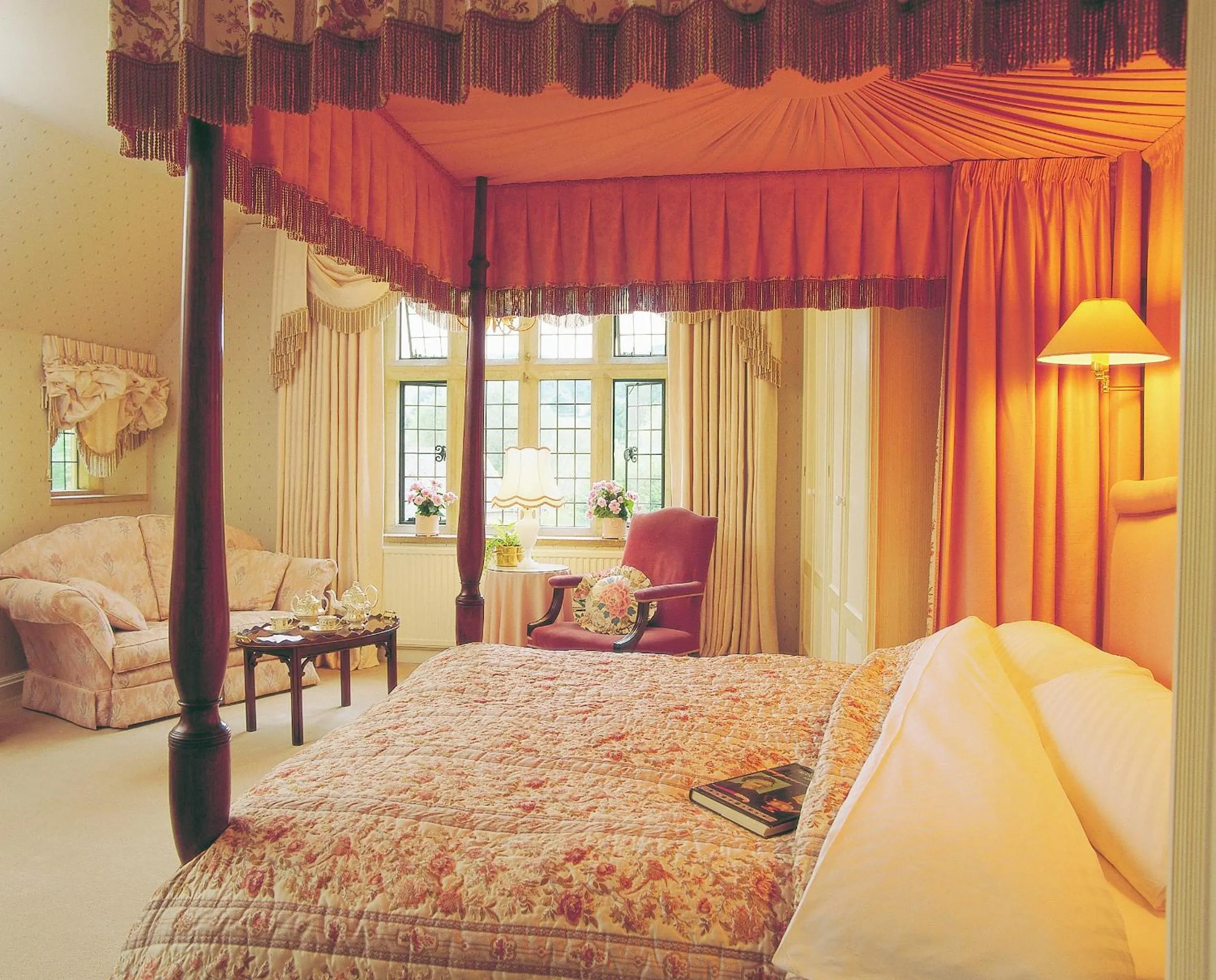 Day, Bed in Mill Hay Country House