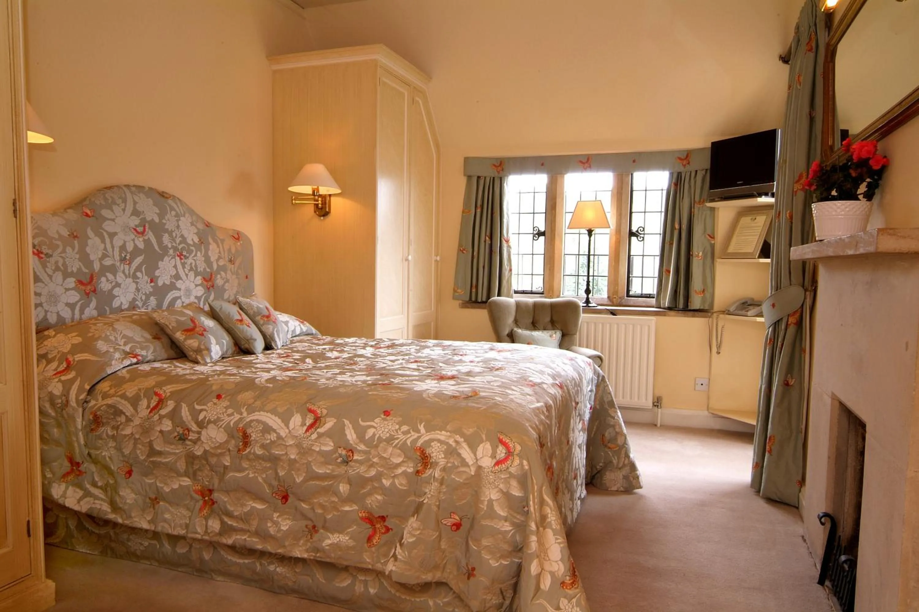 Day, Bed in Mill Hay Country House