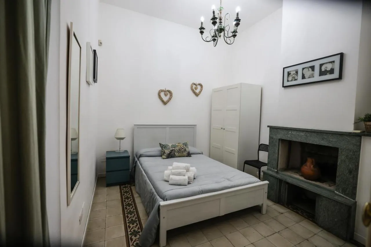 Photo of the whole room, Bed in Ai Tintori