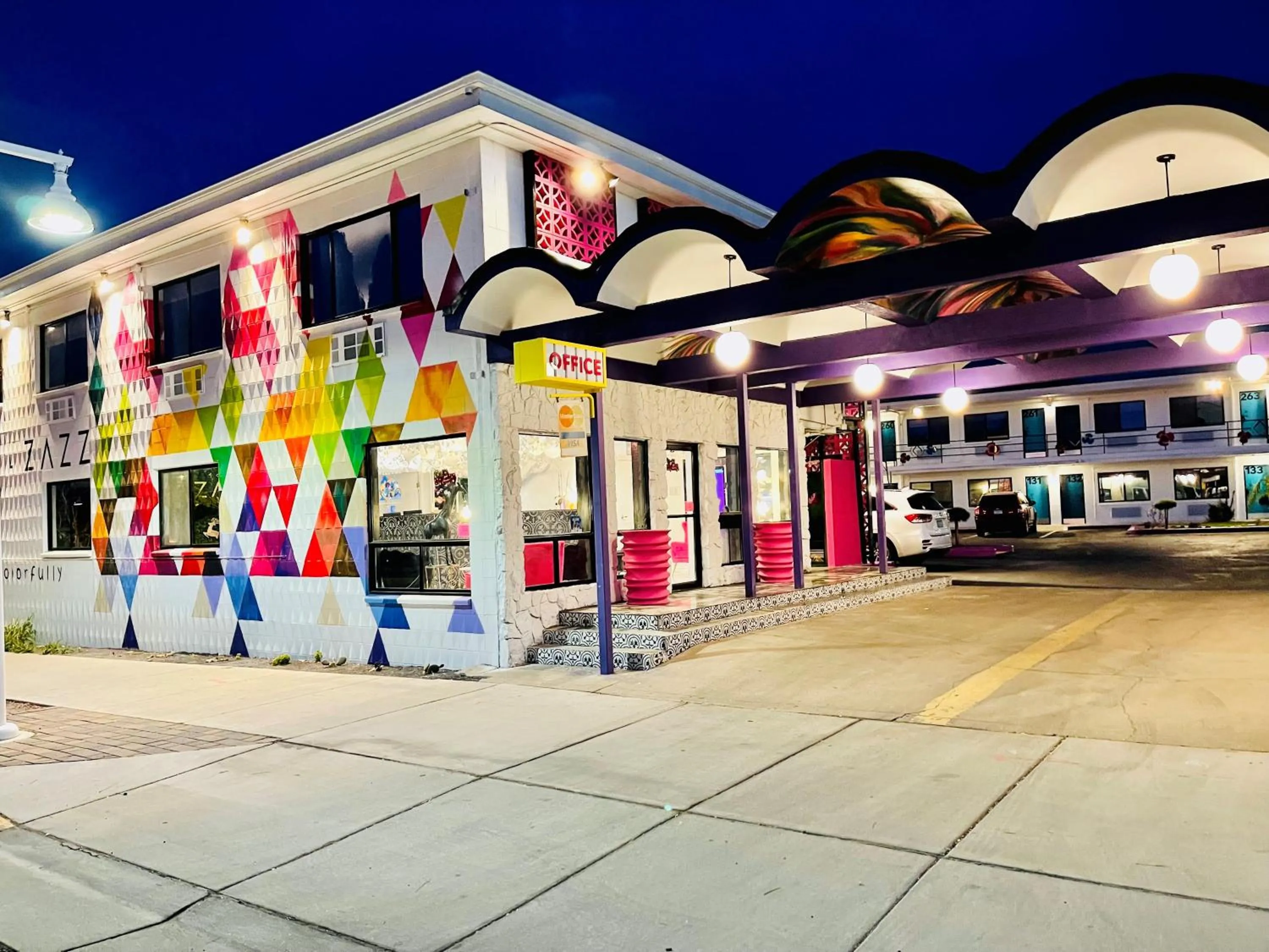 Property building in Hotel ZAZZ