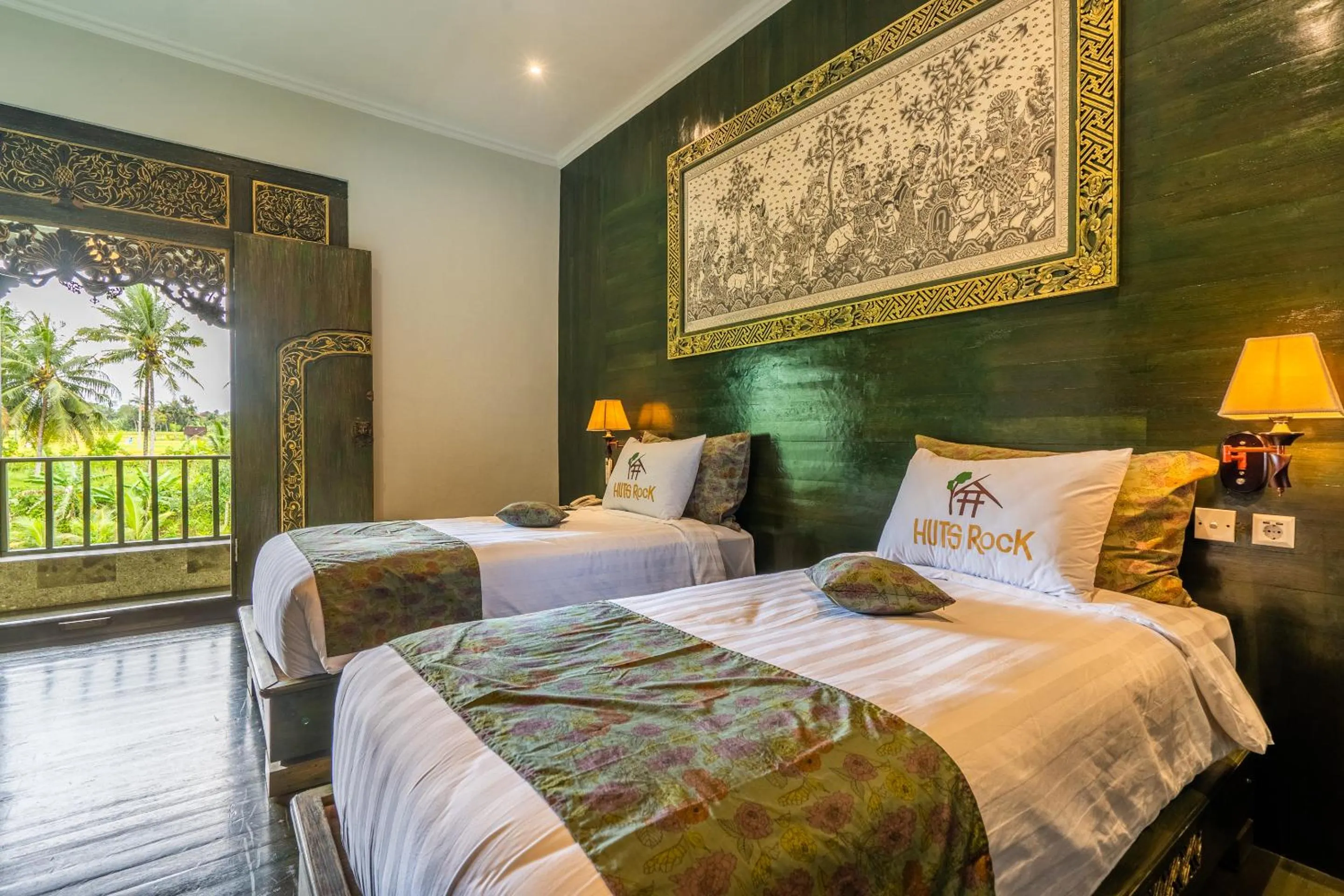 Bed in Huts Rock Ubud