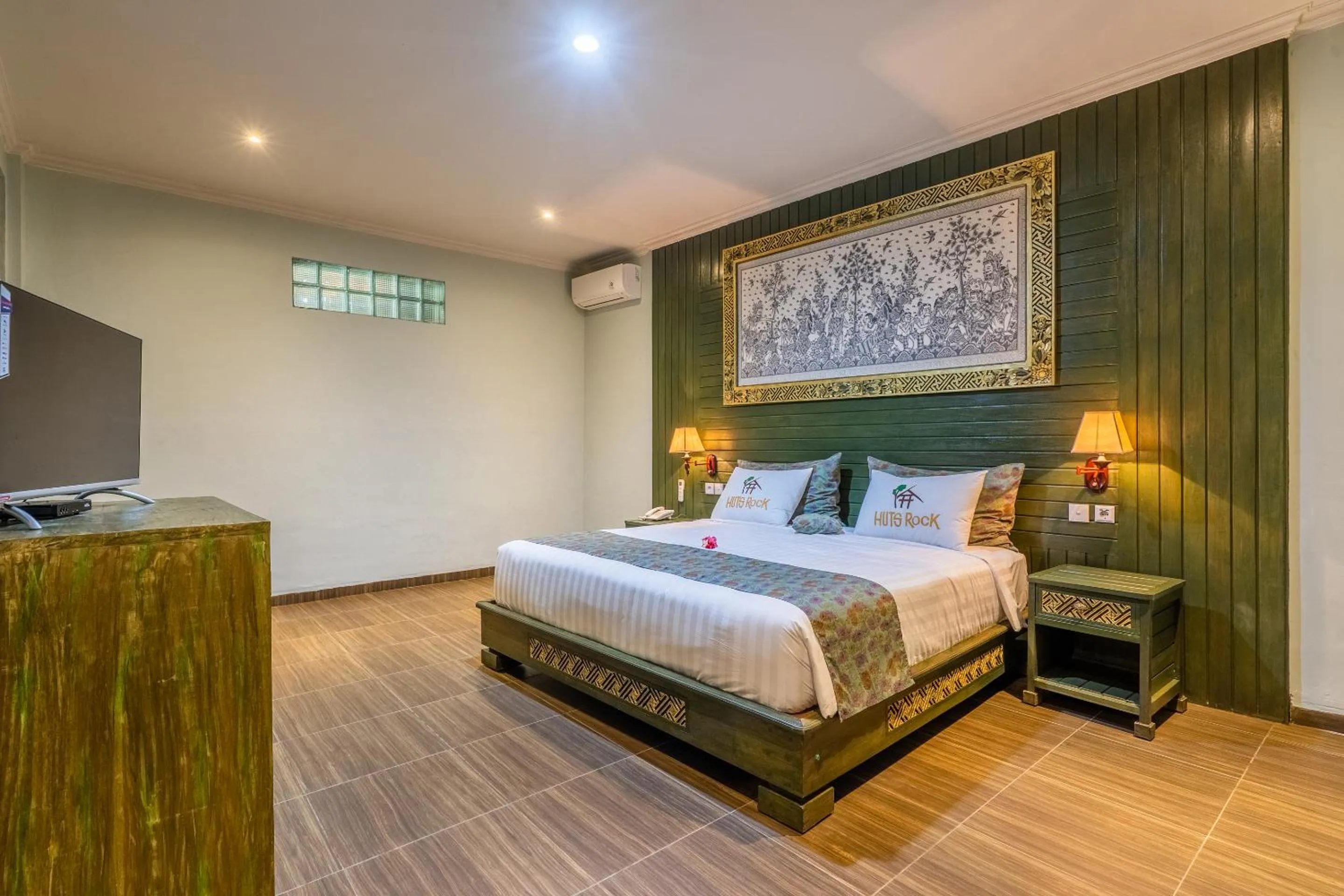 Bed in Huts Rock Ubud