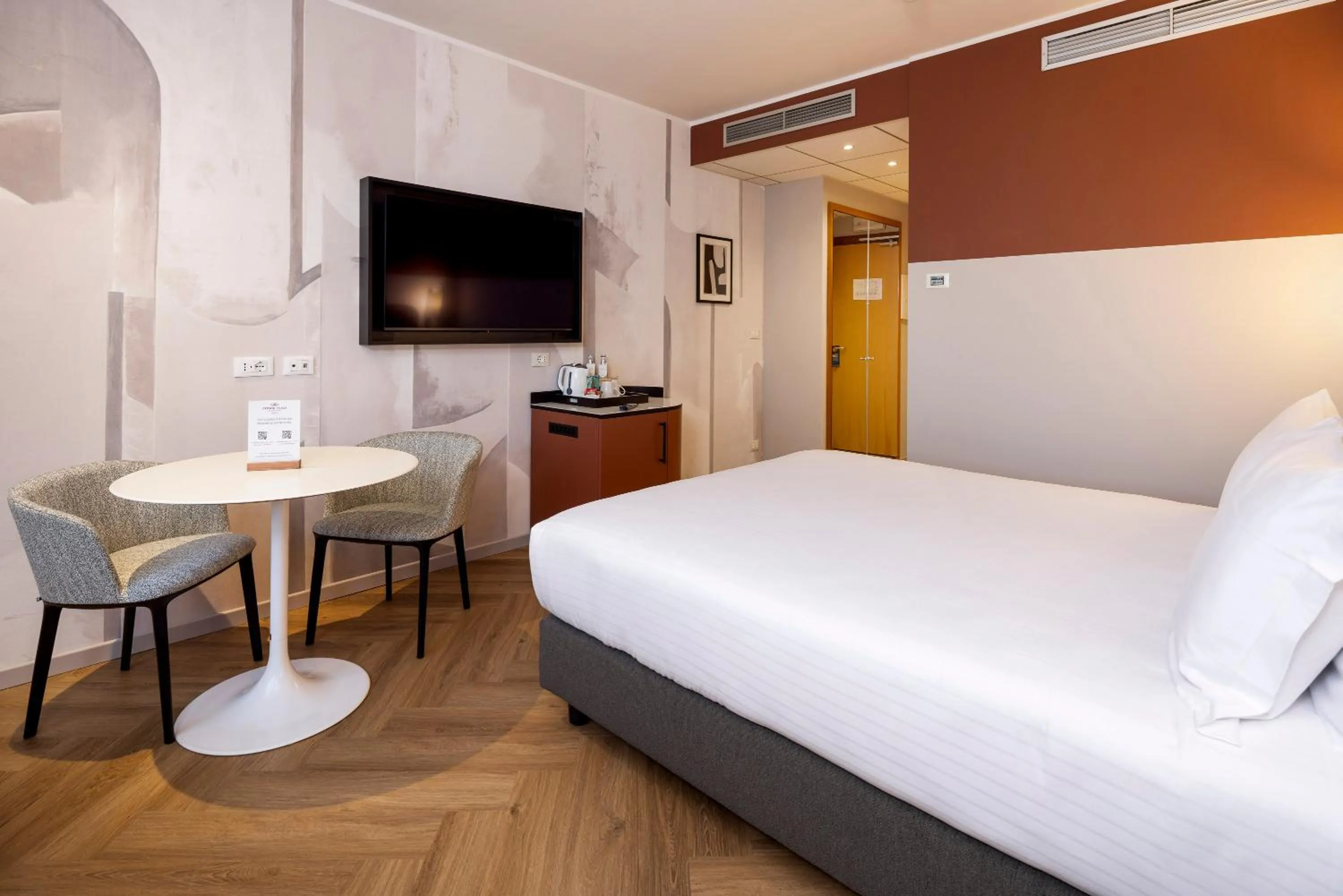 Bed in Crowne Plaza Padova by IHG