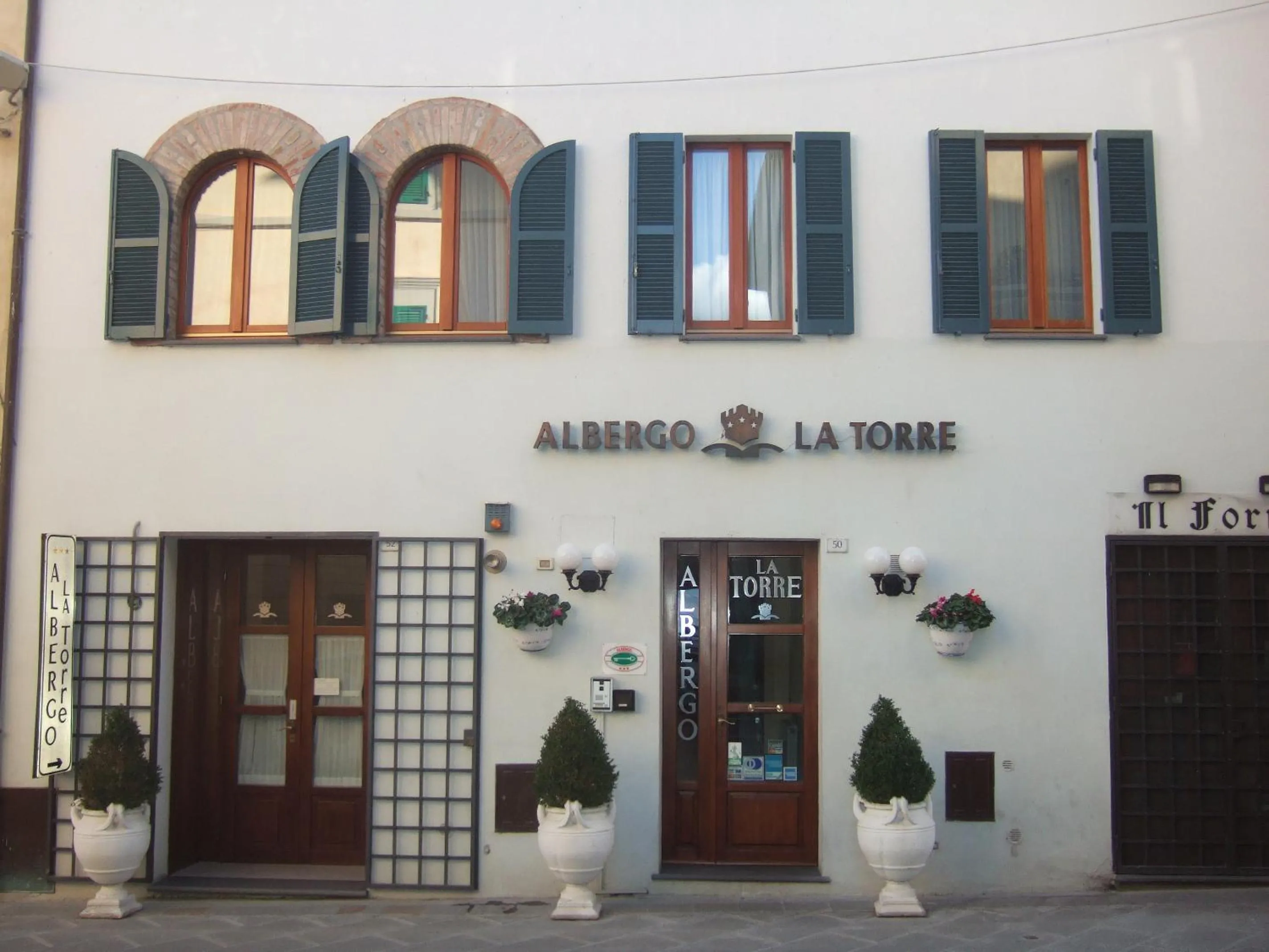 Facade/entrance in Hotel La Torre