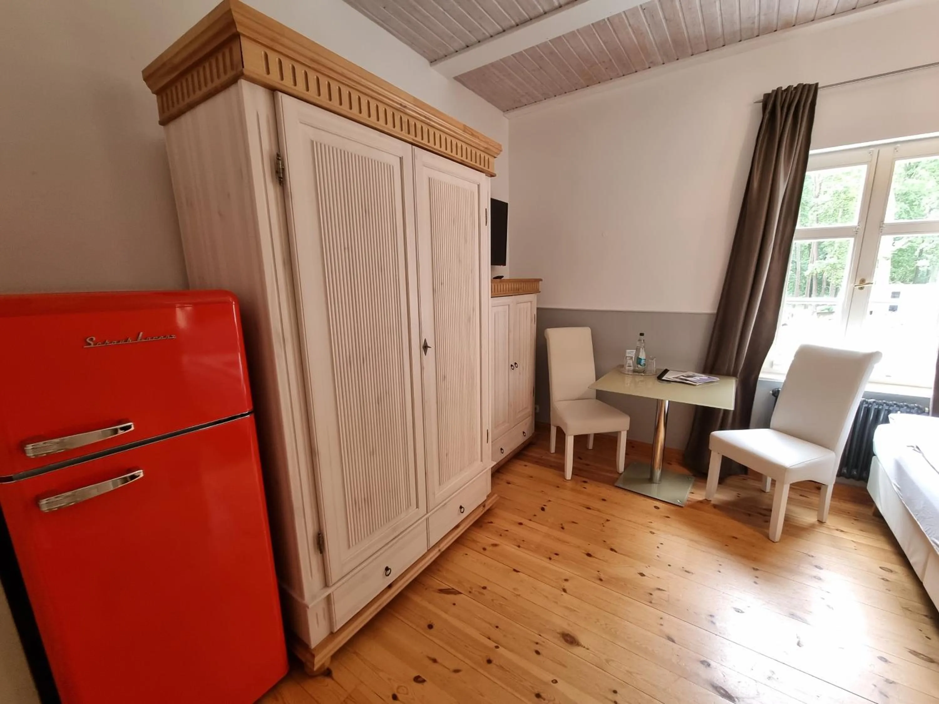 Photo of the whole room in Strandhotel Lindequist