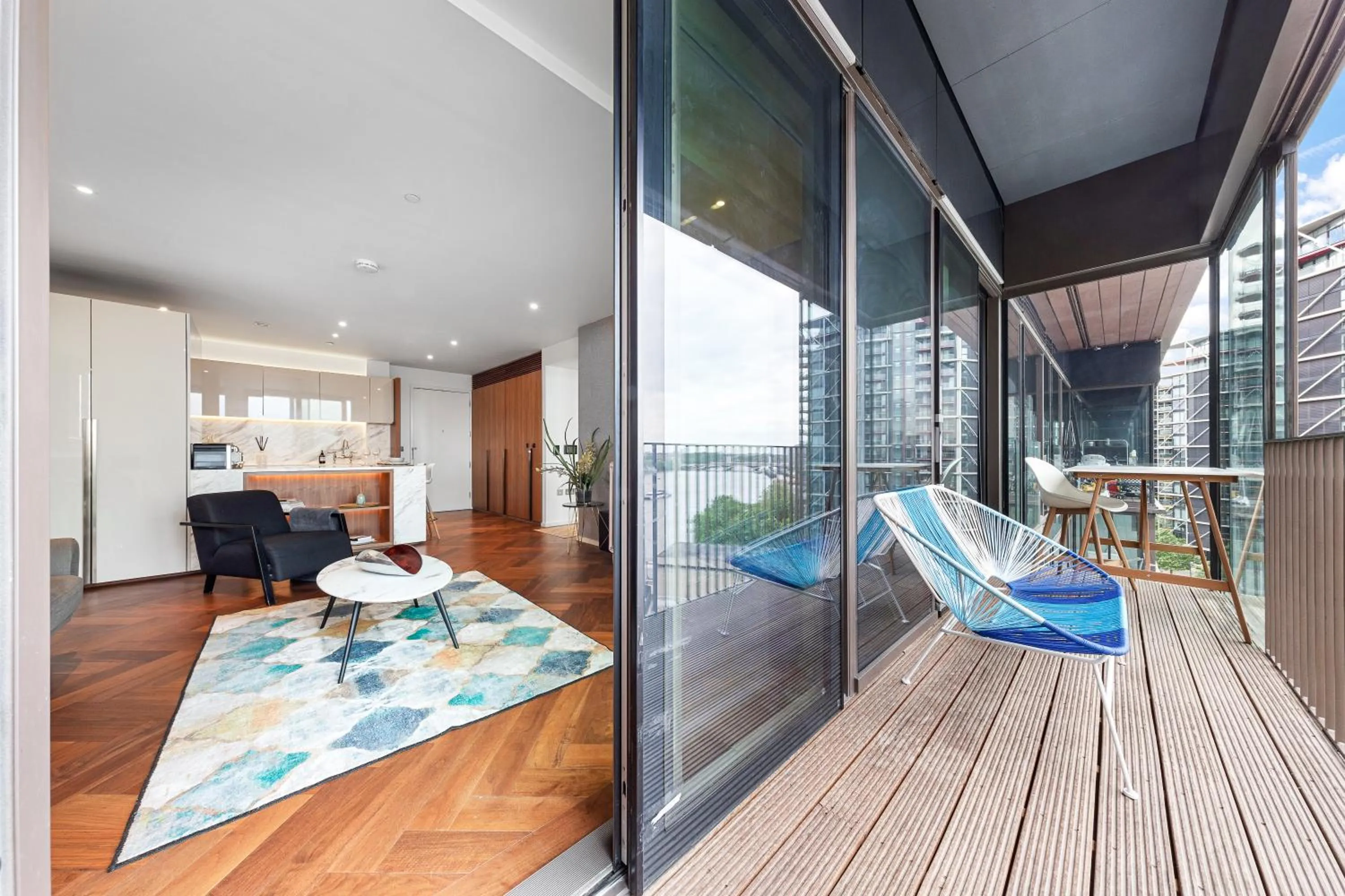 Patio in River Panorama Central London 2 bedroom New Development