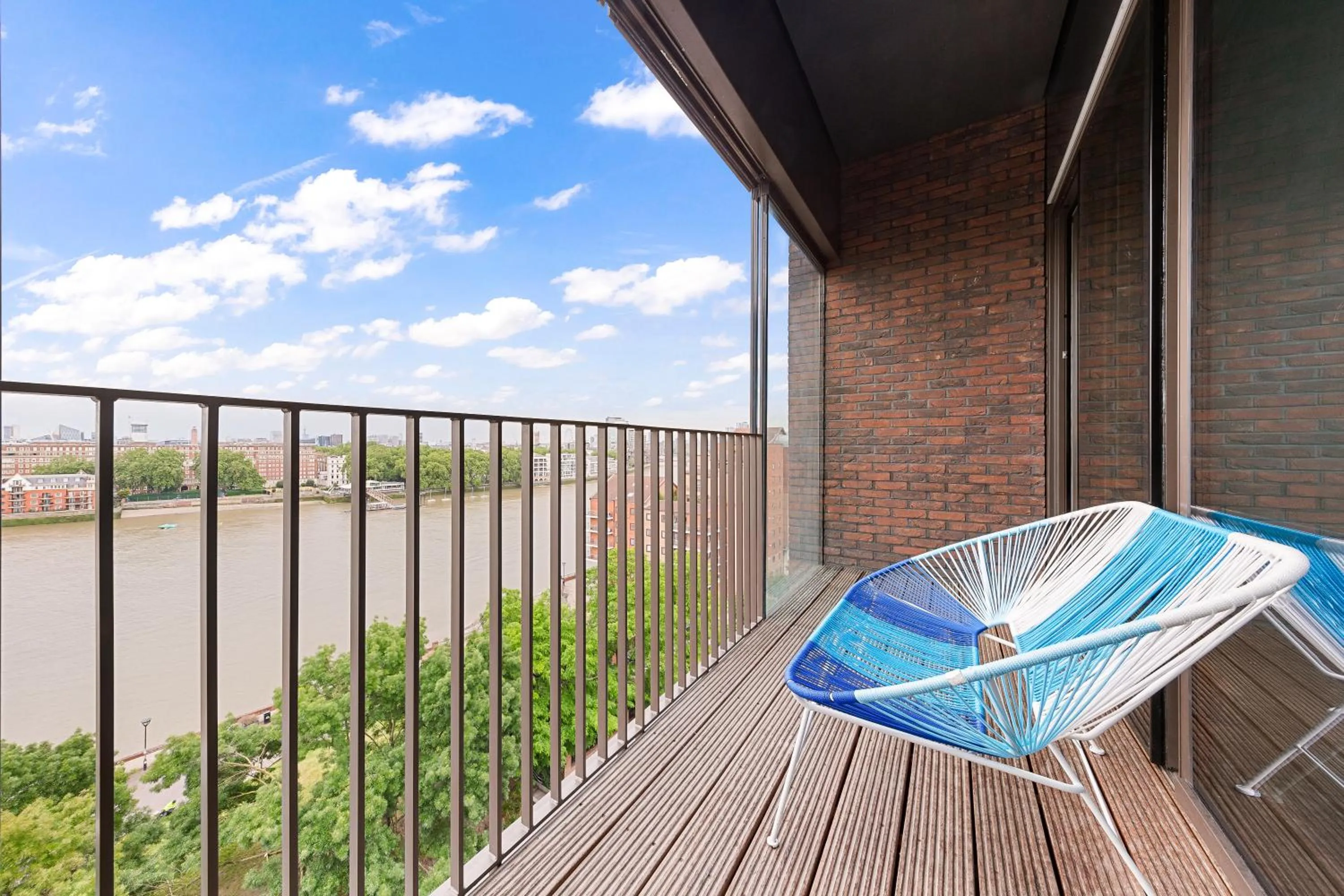 Patio in River Panorama Central London 2 bedroom New Development