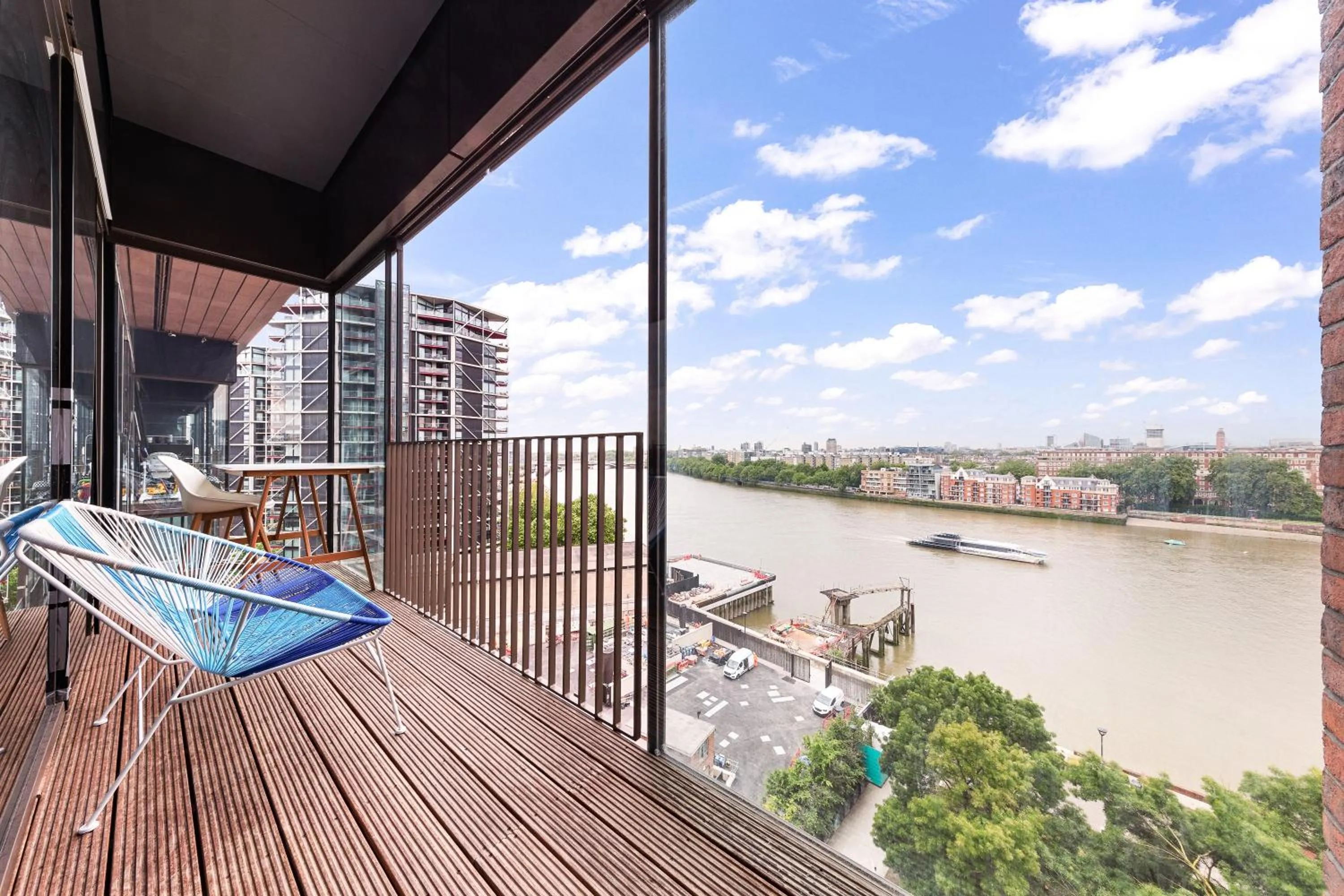 Patio in River Panorama Central London 2 bedroom New Development