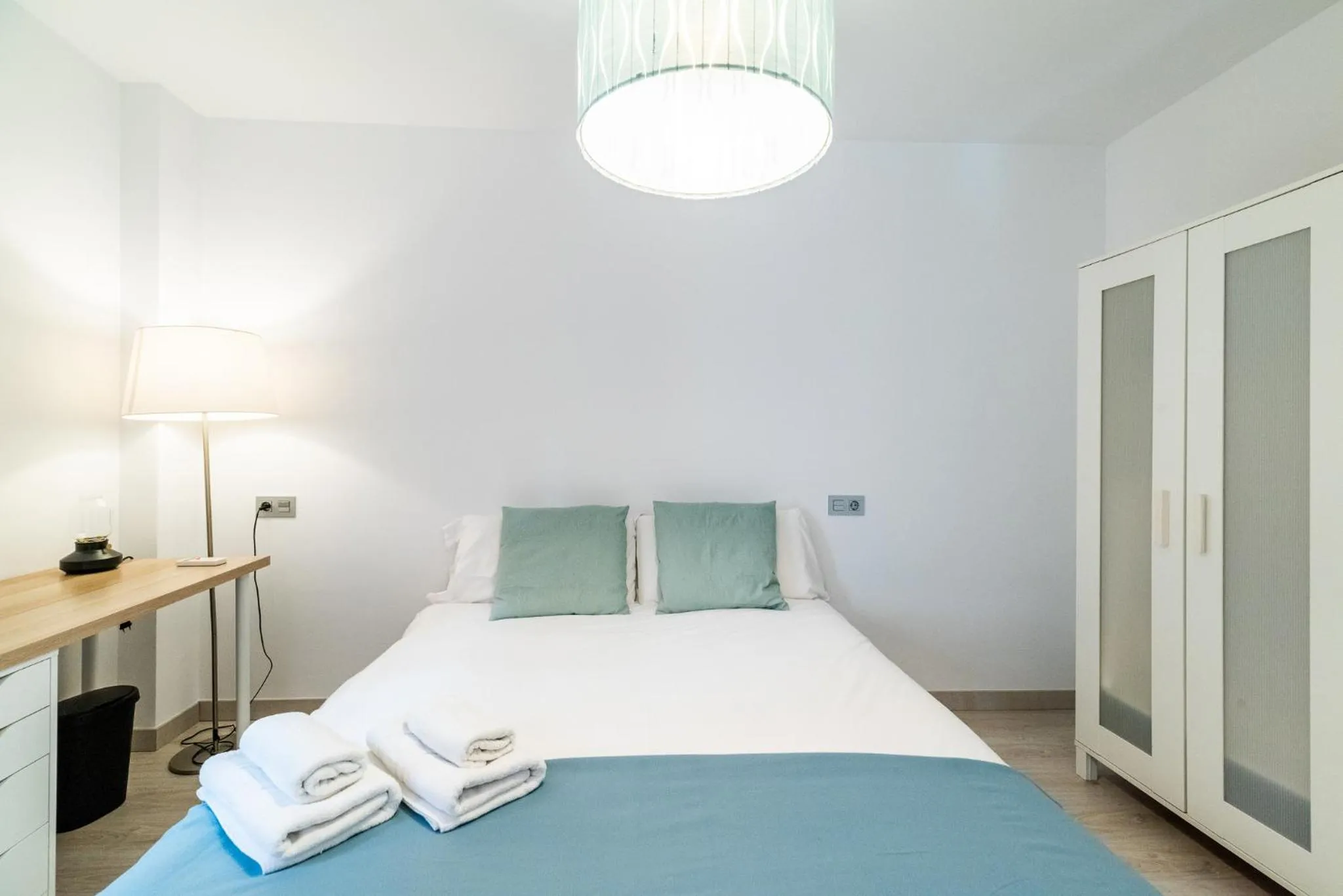 Bed in Precioso apartamento con parking en Granada