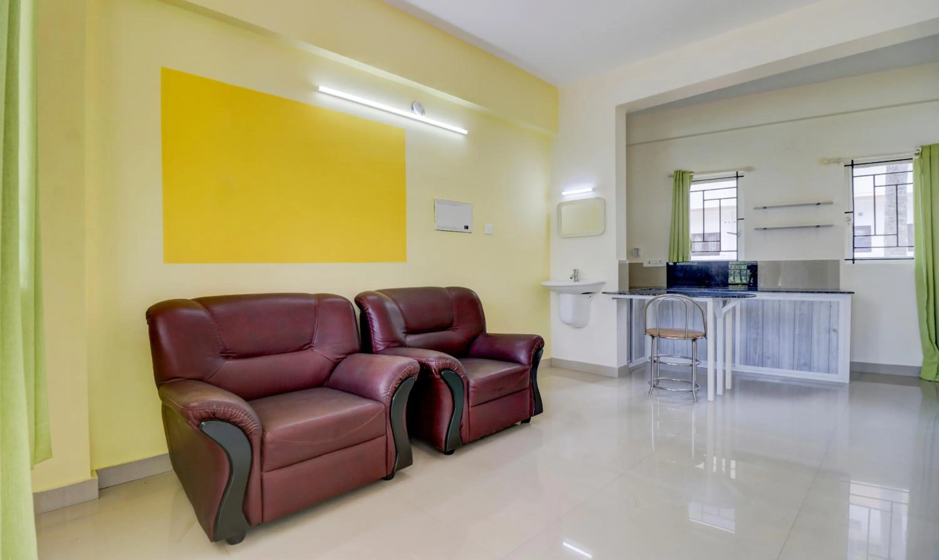 Seating area in Itsy Hotels Ushodaya Royal Residency