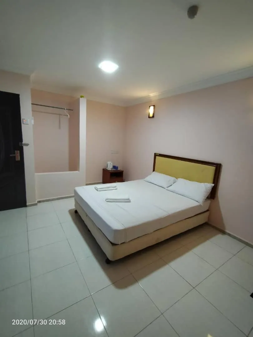 Bed in TAMIM SUITE GROUP HOTEL Dungun