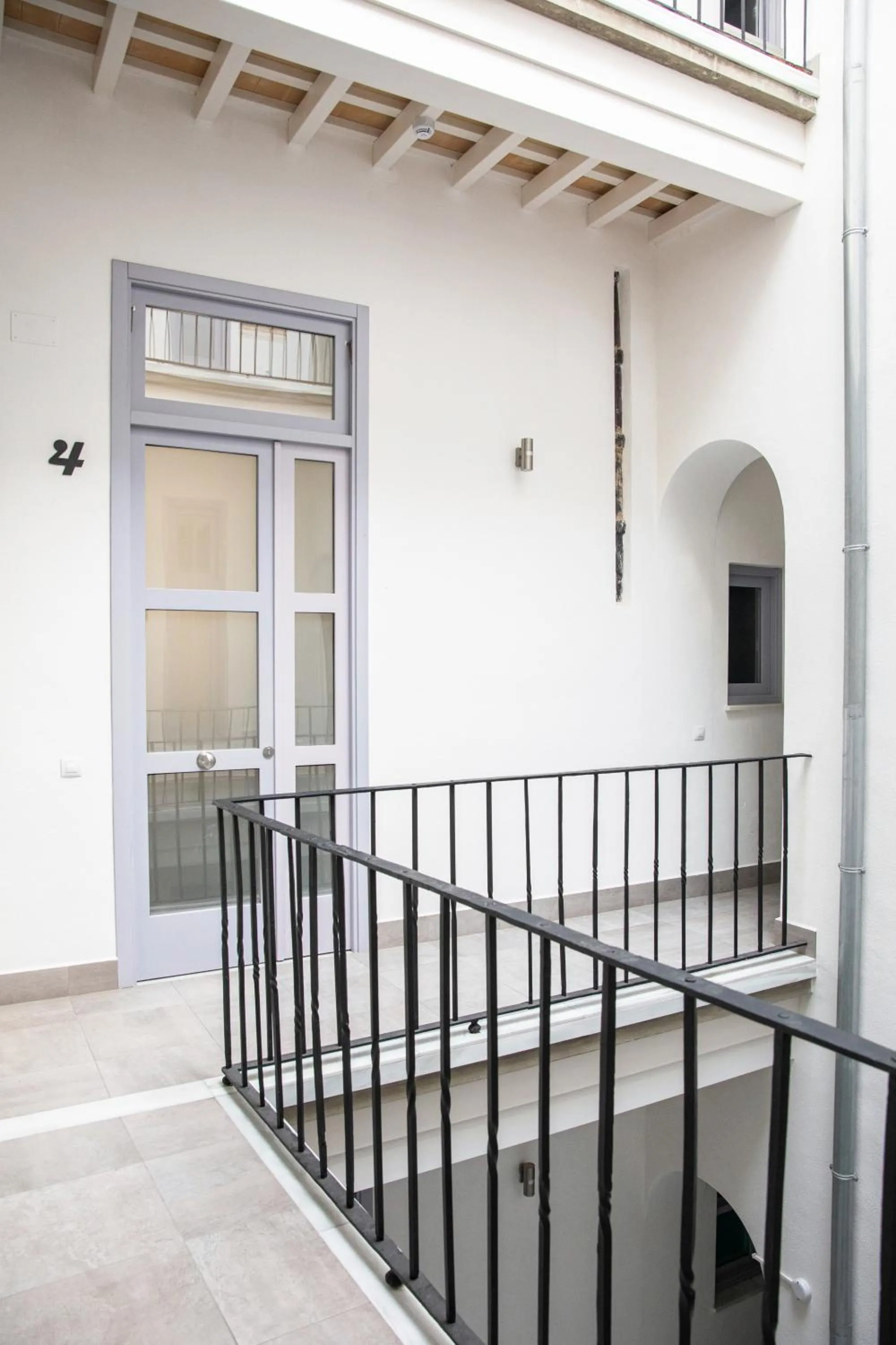 Inner courtyard view in Apartamentos Casa Macías