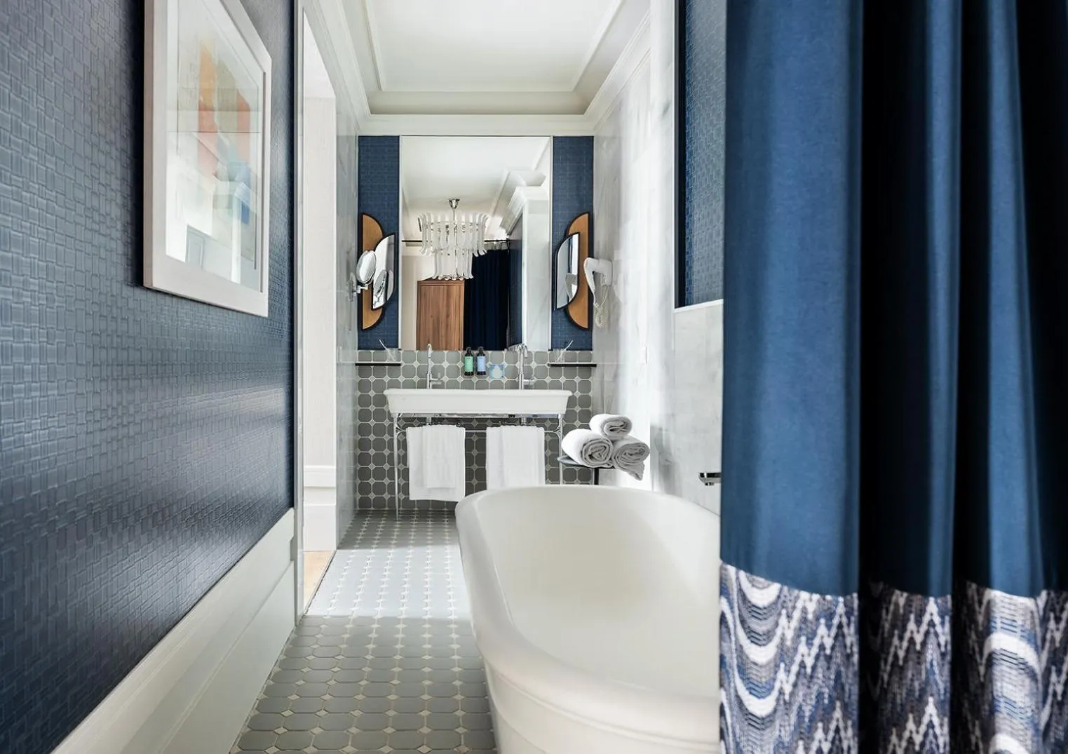 Bathroom in One Shot Recoletos