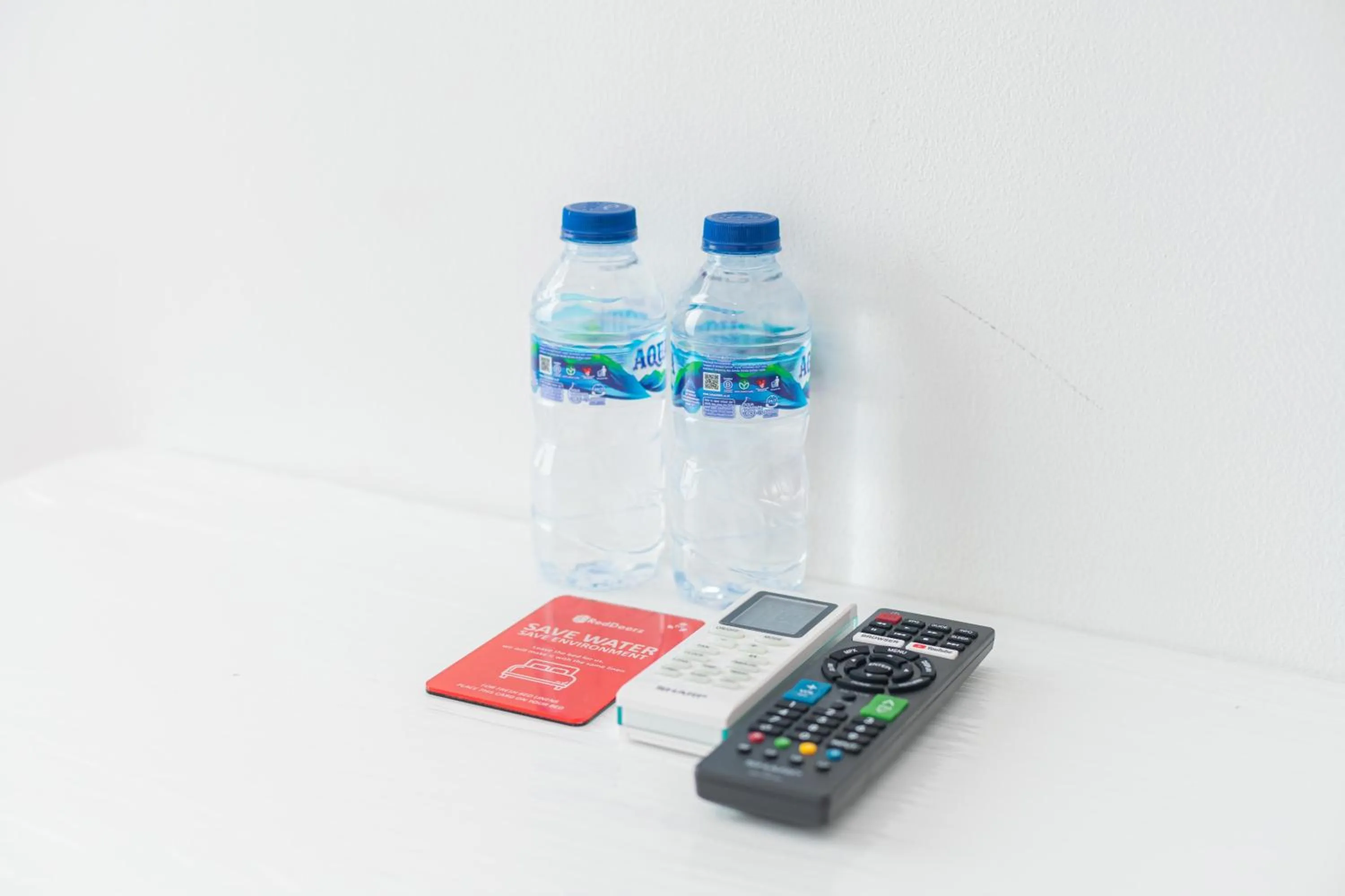 Bedroom in RedDoorz @ Aralia Harapan Indah