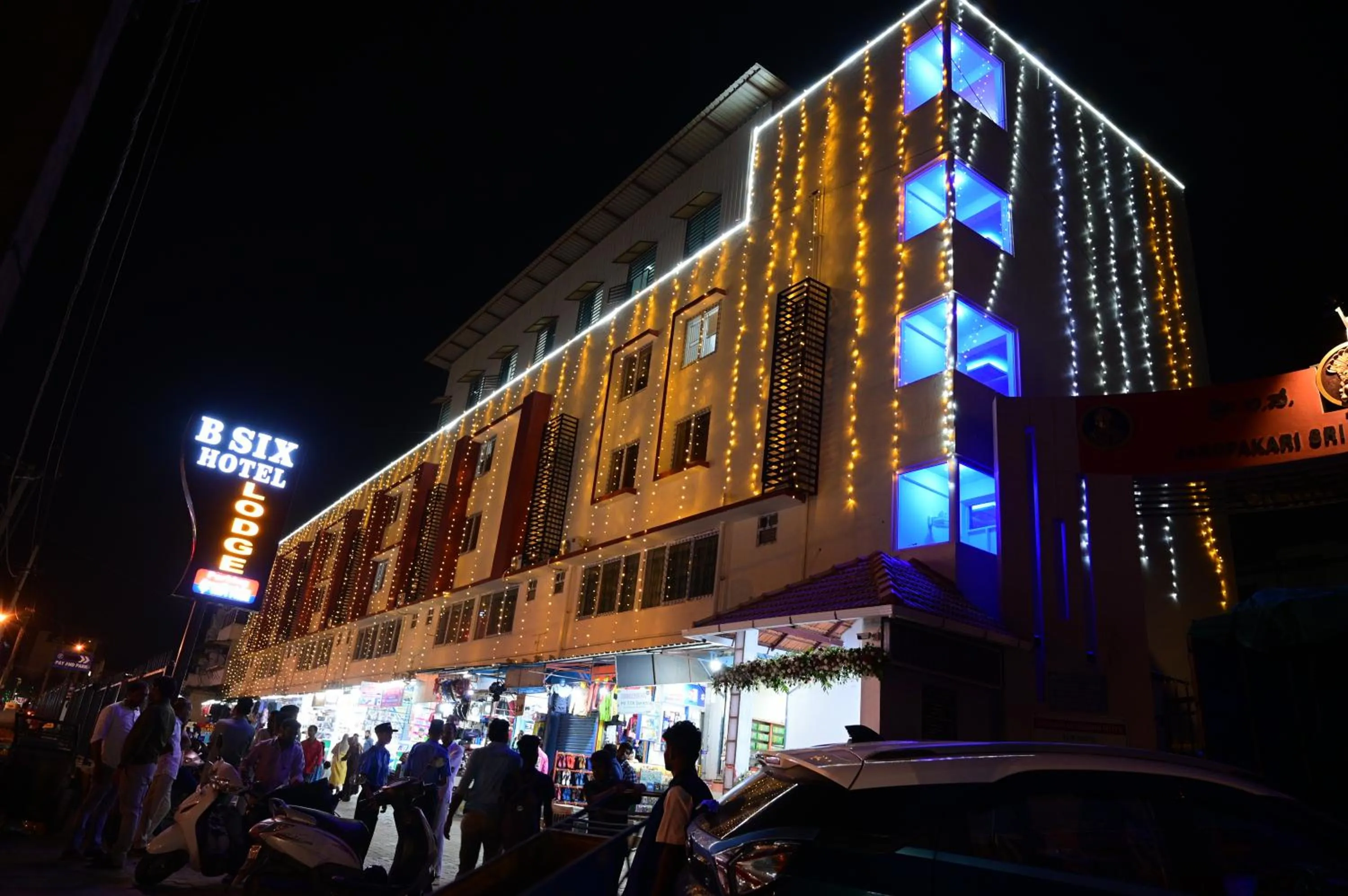 Property building in B SIX HOTEL