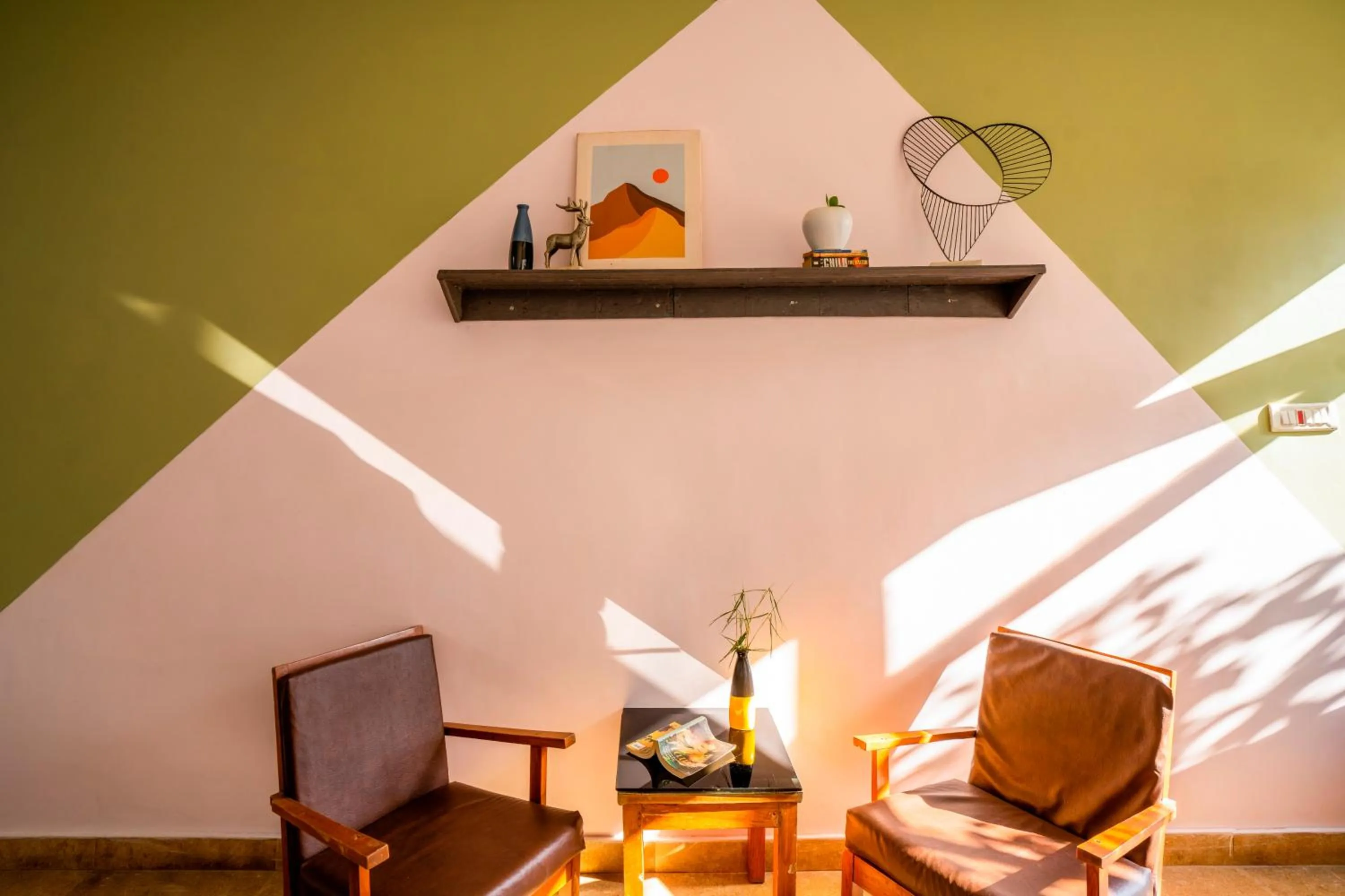 Seating area in Zostel Banikhet, Dalhousie