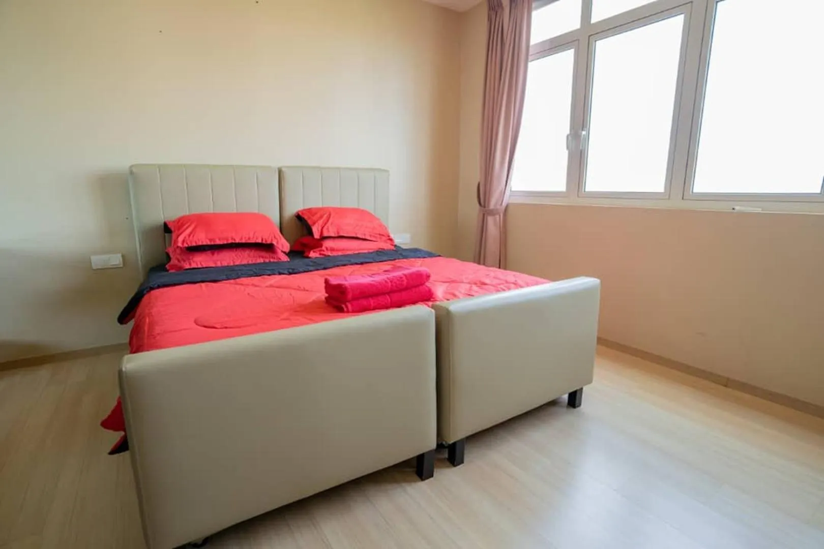 Bed in 118 Robbin's Nest