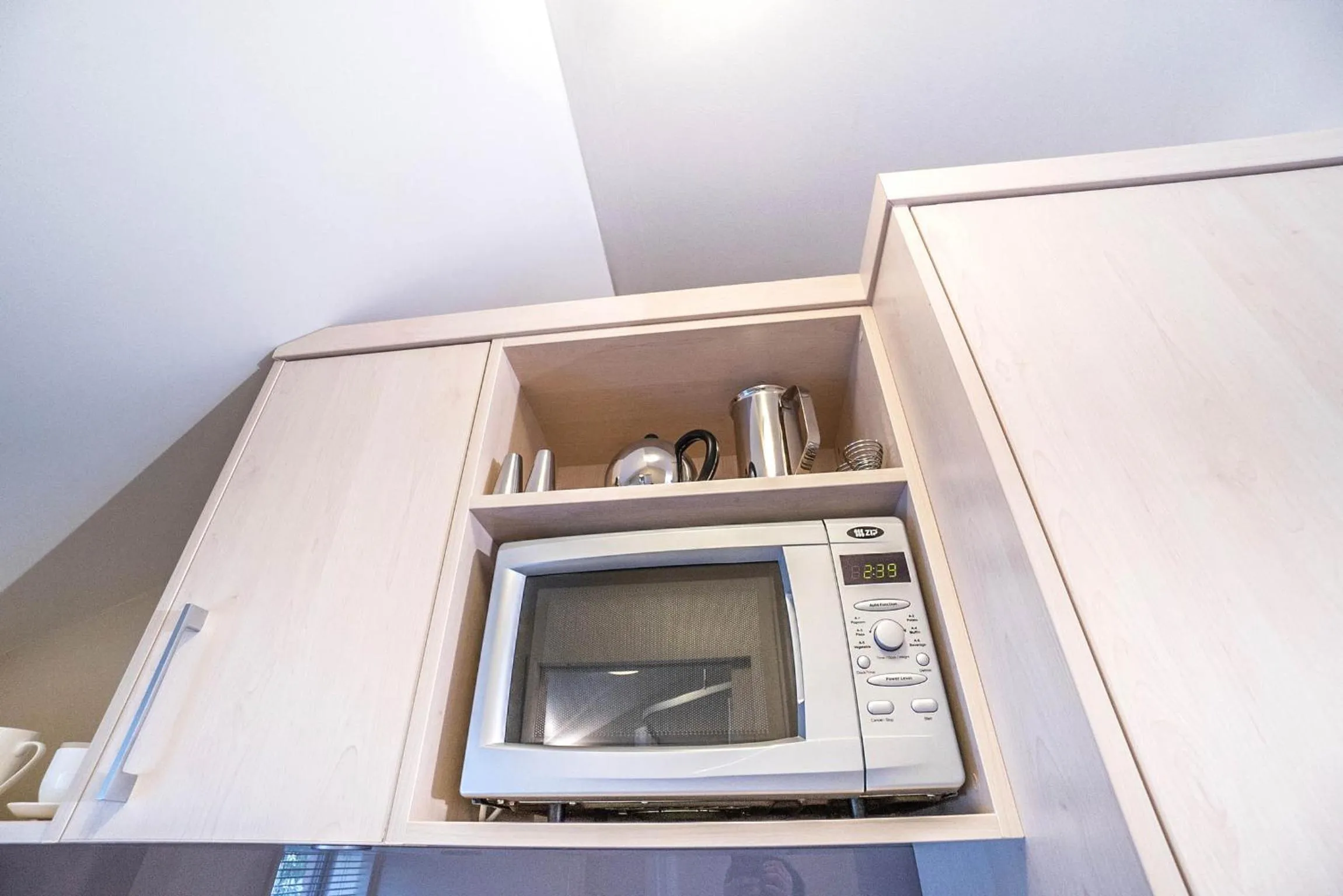 Kitchen or kitchenette in Kings Of Riccarton Motel- Close to Railway Station and Airport with Shuttle service