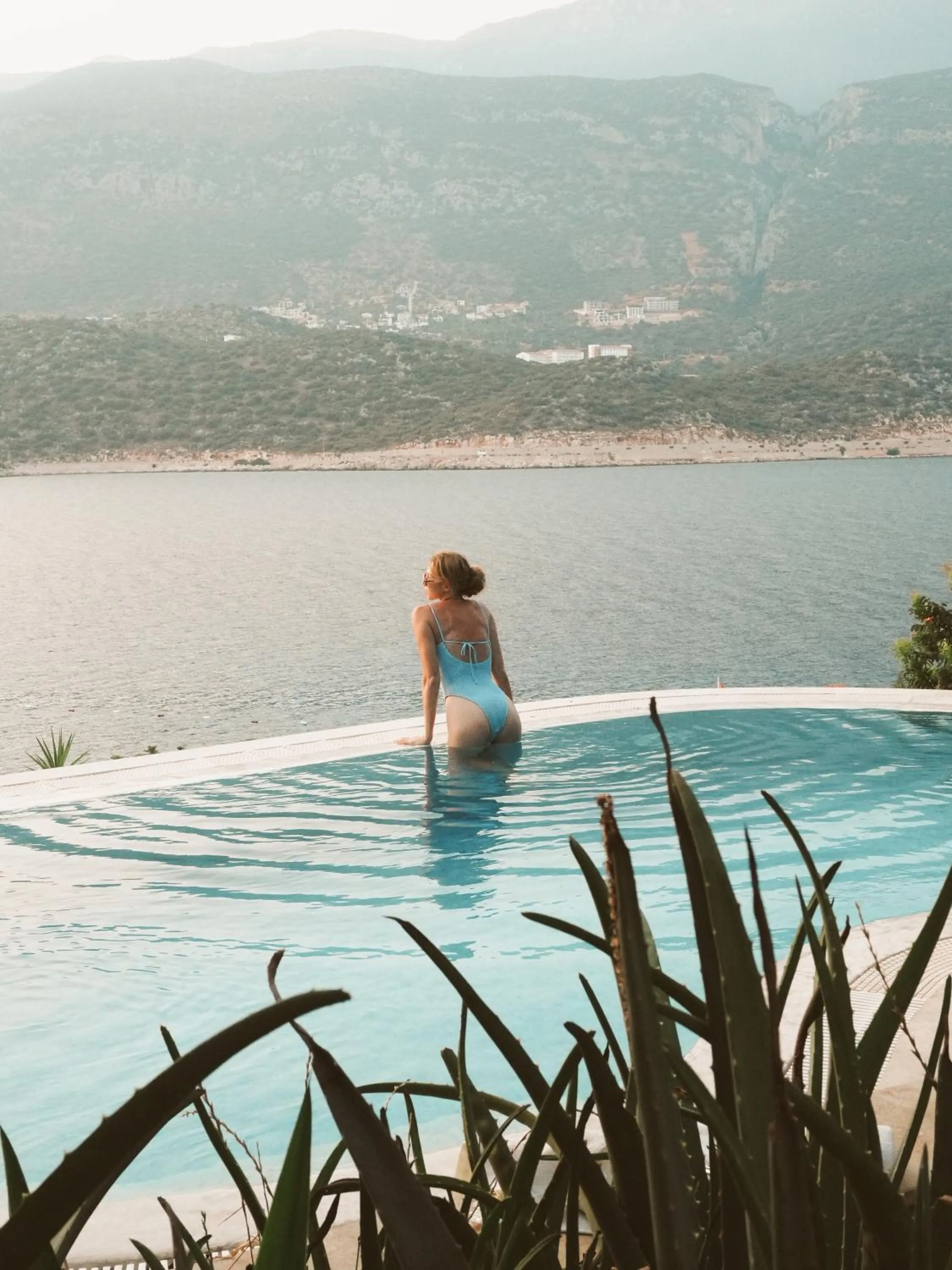 Swimming pool in Club Çapa Hotel