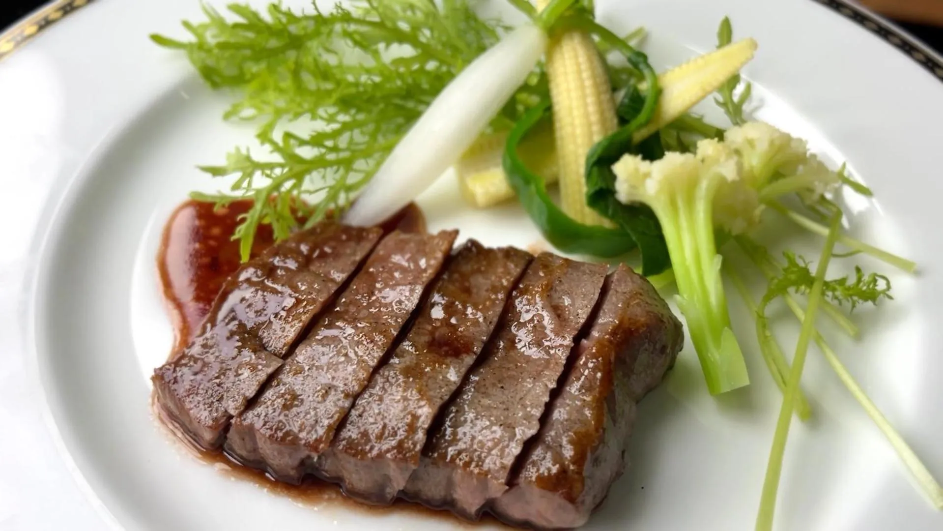 Food and drinks in ISOLA Izukogen