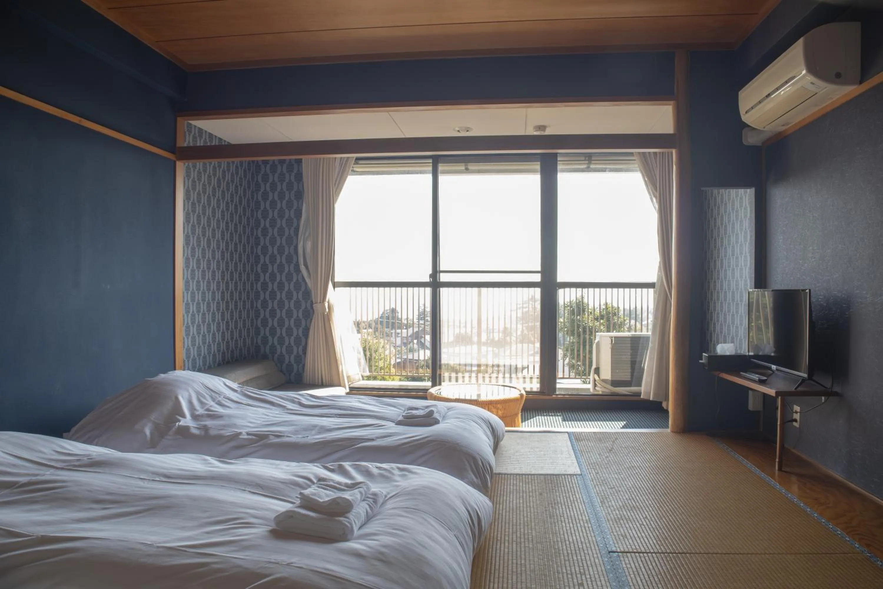 Bedroom, Bed in ISOLA Izukogen