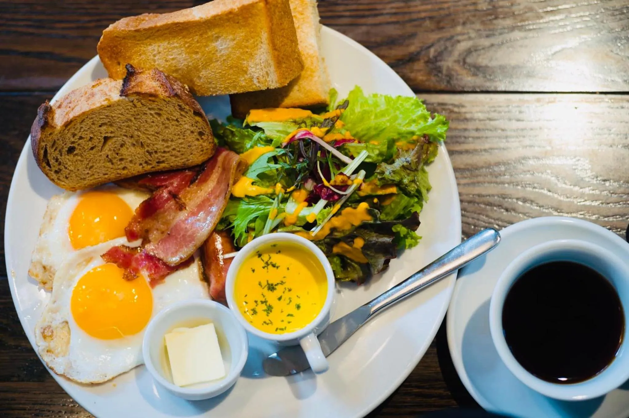 Food and drinks in ISOLA Izukogen