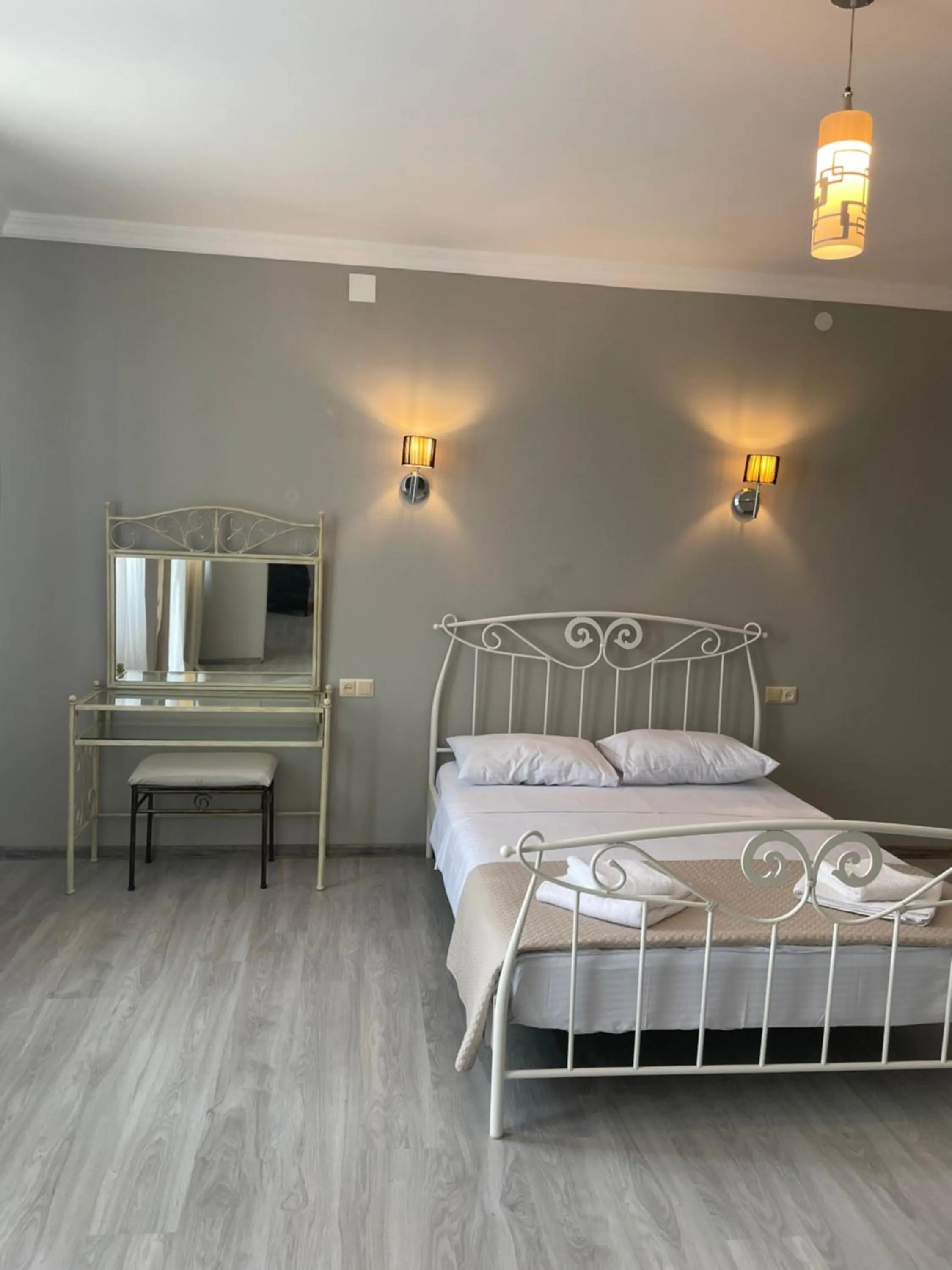 Photo of the whole room in Argo Hotel