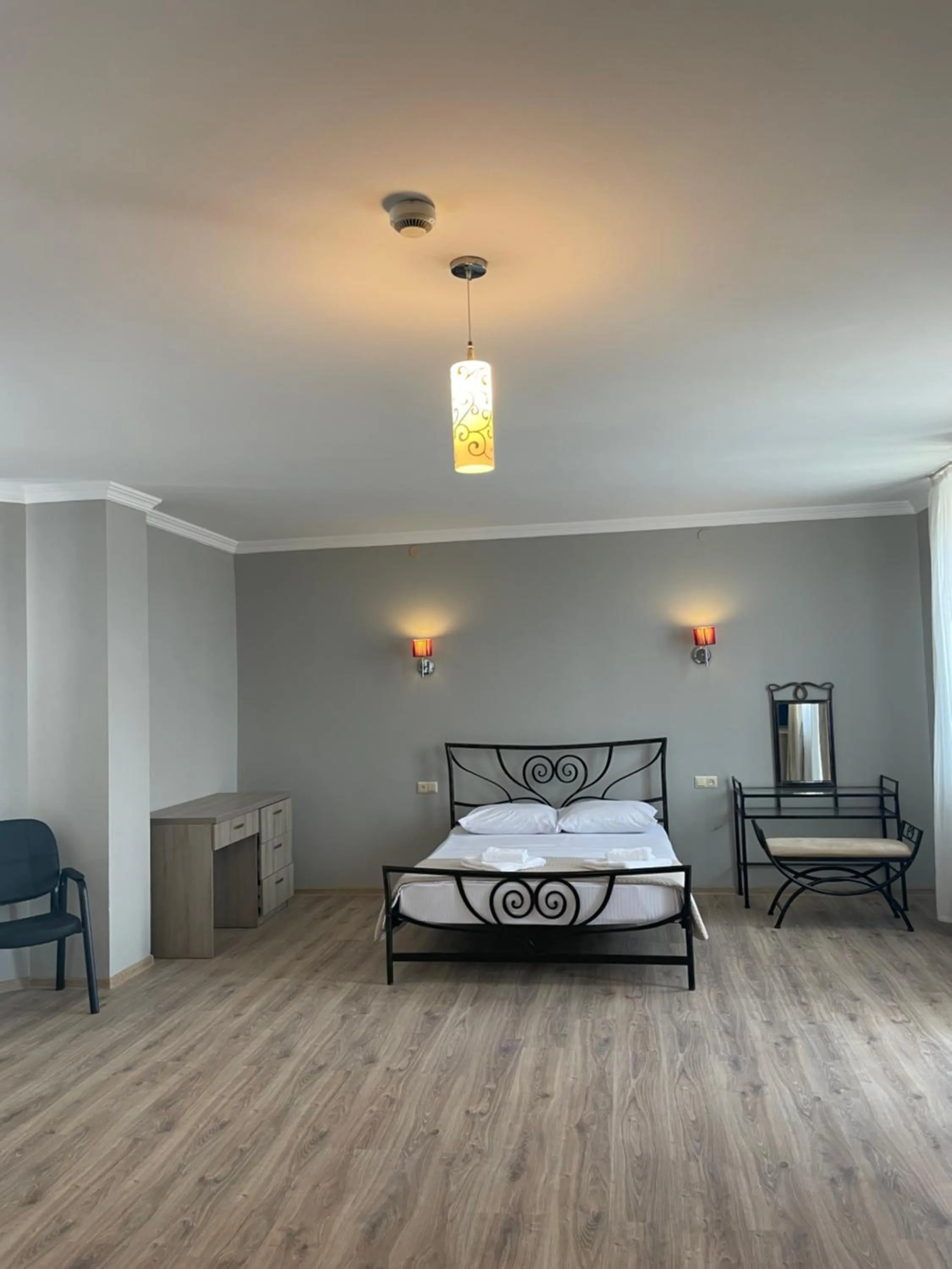 Photo of the whole room in Argo Hotel