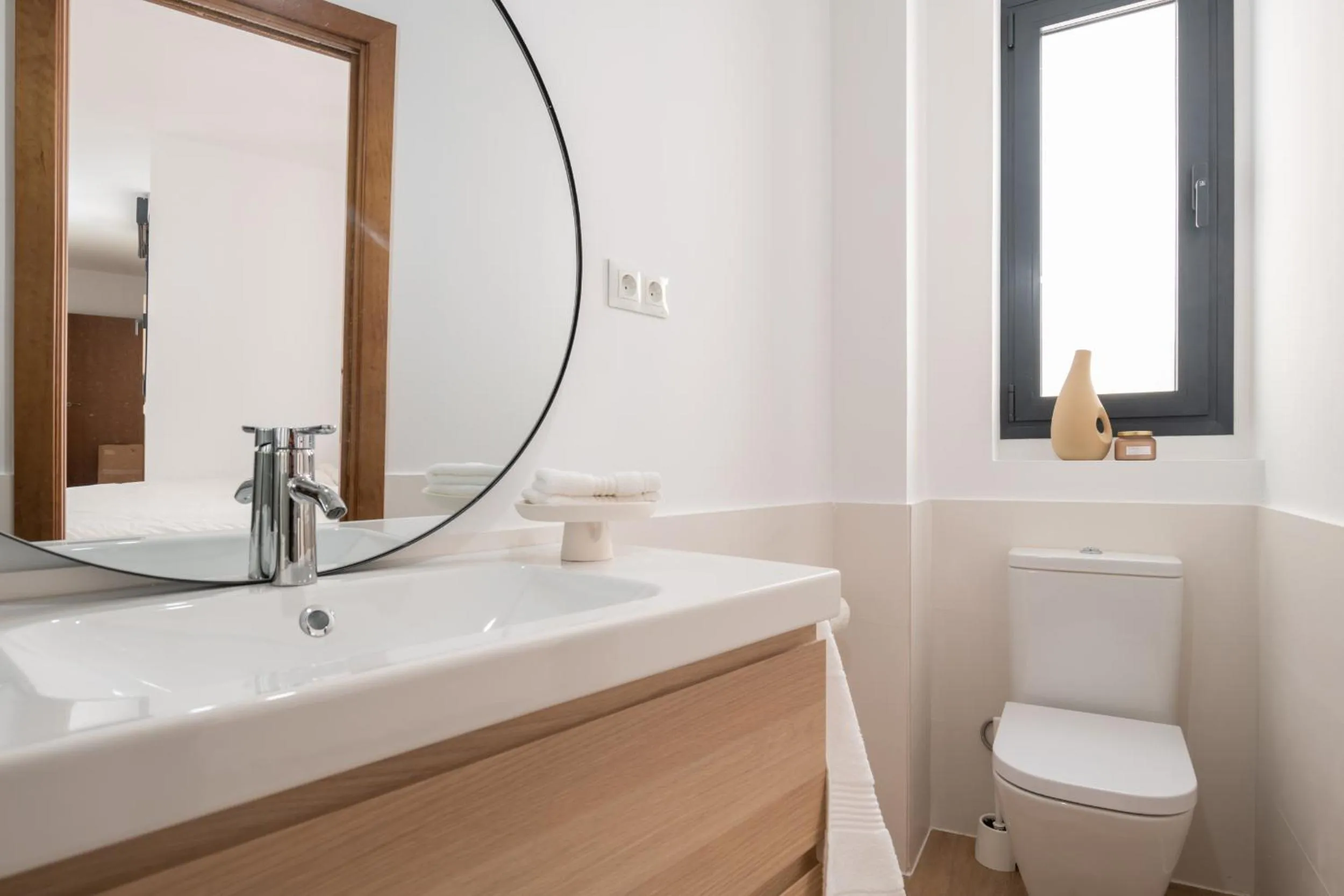 Bathroom in Malasaña 13, Nuevo apartamento 2 dormitorios, centro histórico, todos servicios, barrio tranquilo, MS