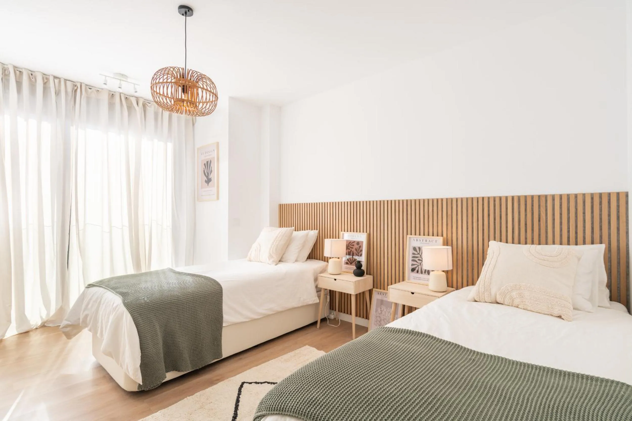 Bedroom, Bed in Malasaña 13, Nuevo apartamento 2 dormitorios, centro histórico, todos servicios, barrio tranquilo, MS