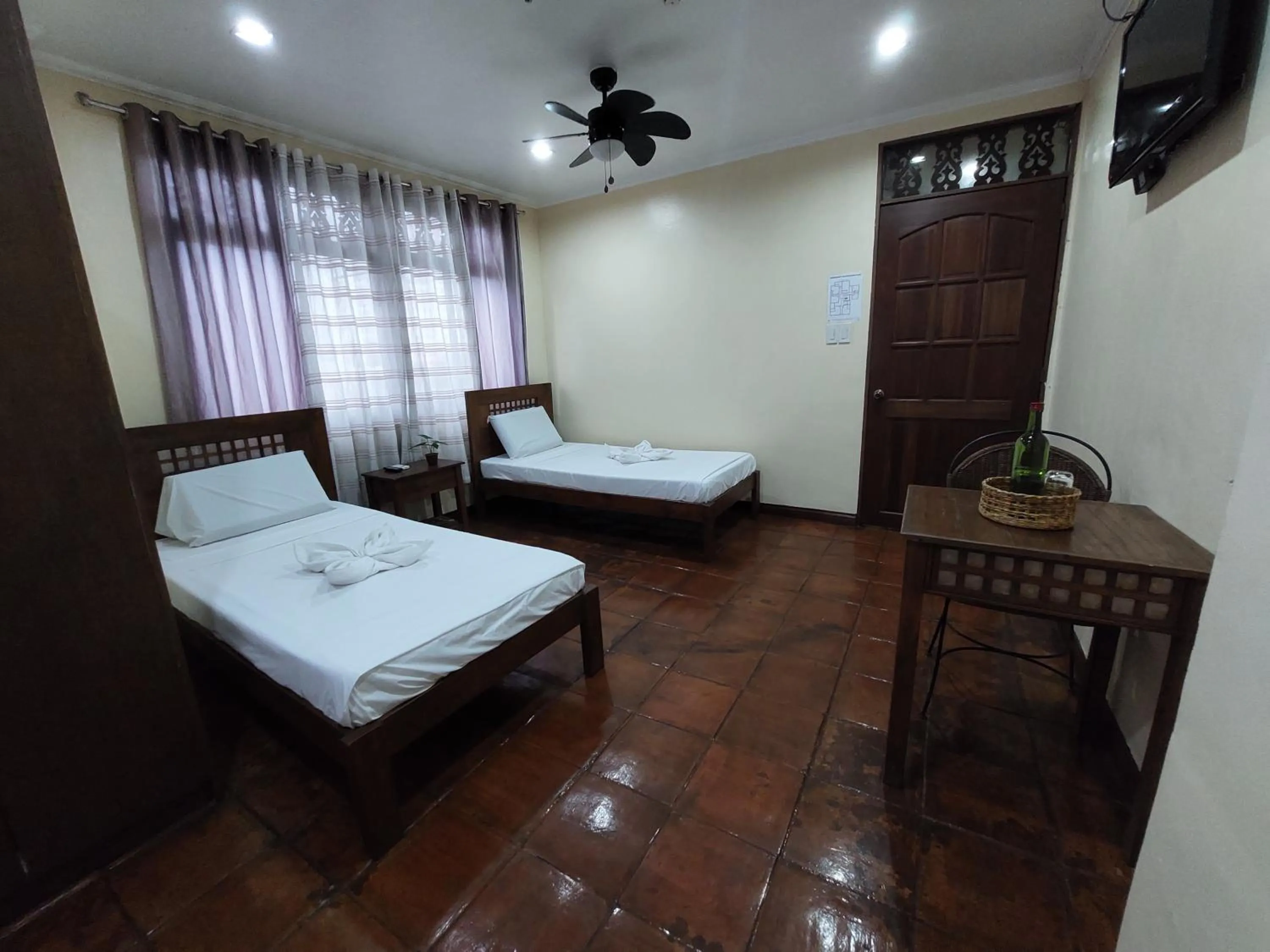 Bed in Makabata Guesthouse & Cafe