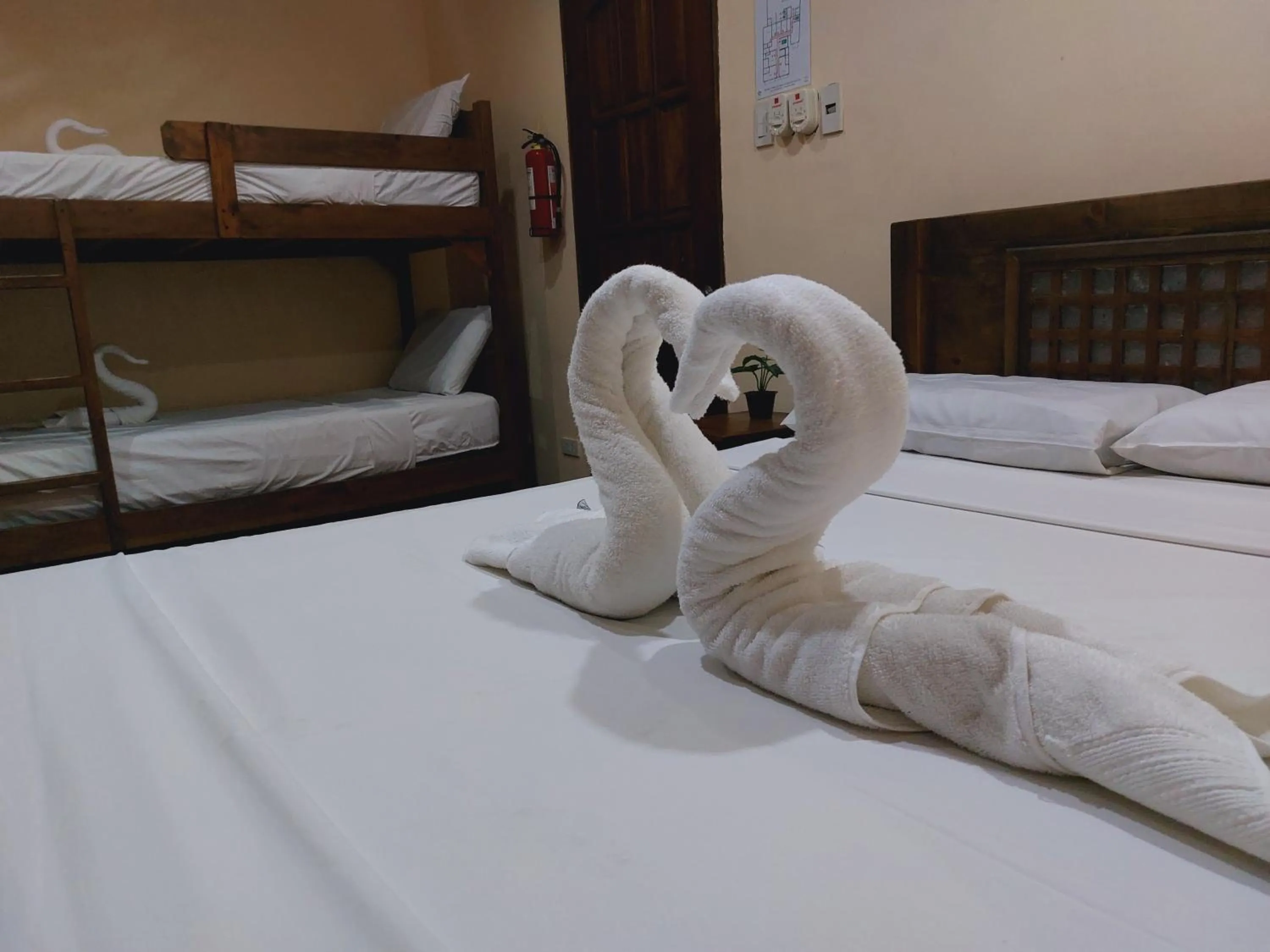 Bed in Makabata Guesthouse & Cafe