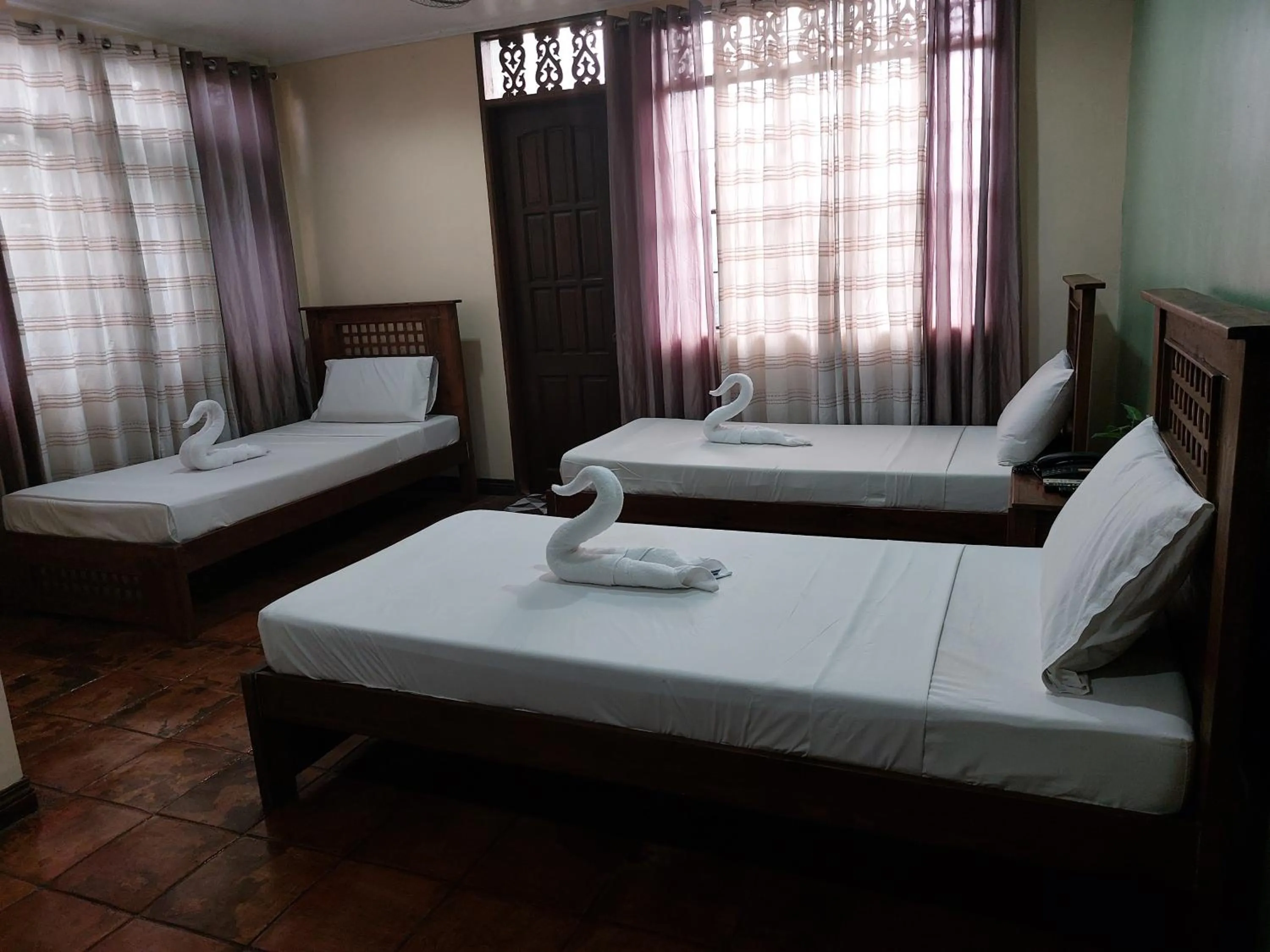 Bed in Makabata Guesthouse & Cafe